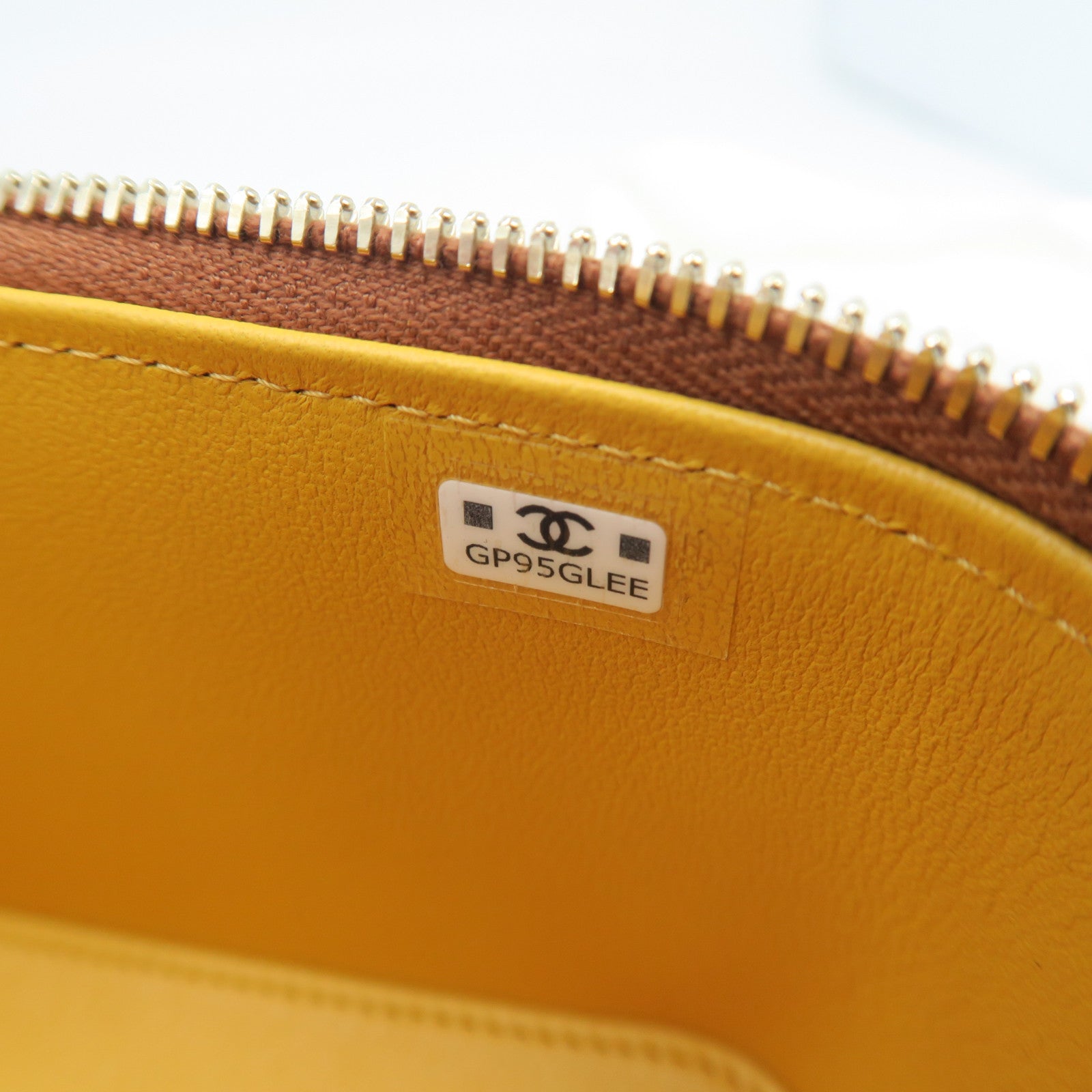 CHANEL Diamond Sheepskin Leather Top Handle Vanity Case Gold Buckle Chain Strap Shoulder Bag Brown/Yellow