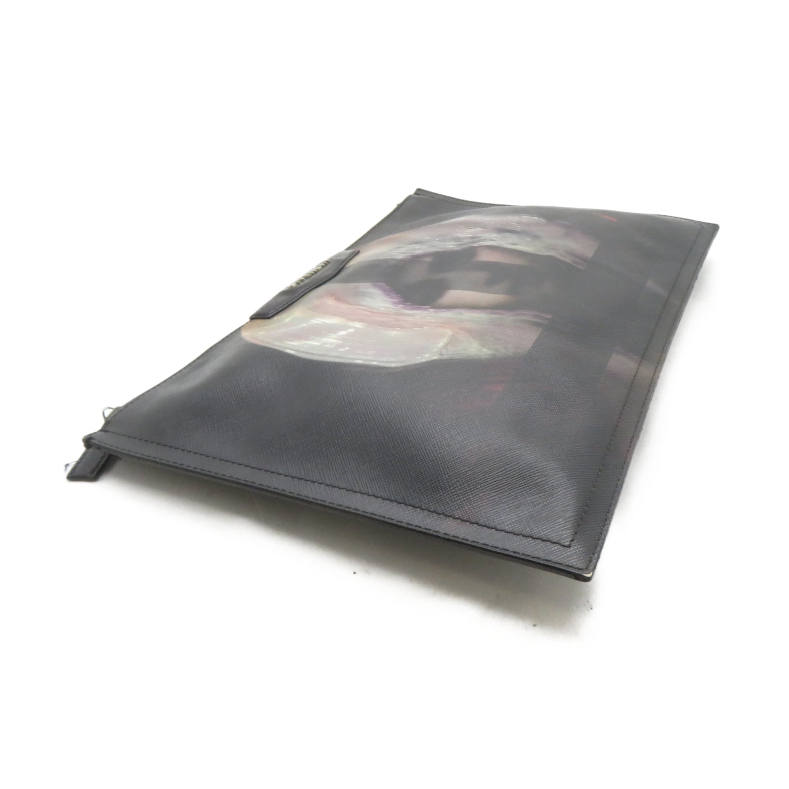 GIVENCHY 牛皮皮革Pouch銀扣手拿包黑色