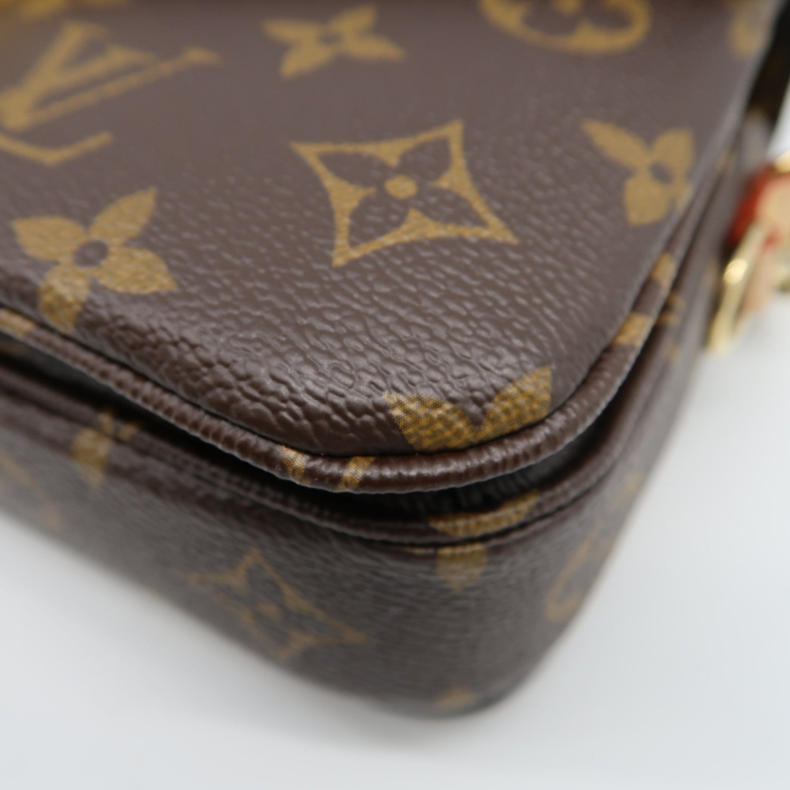 LOUIS VUITTON Monogram Pochette Metis East West金扣手挽肩背兩用袋啡色