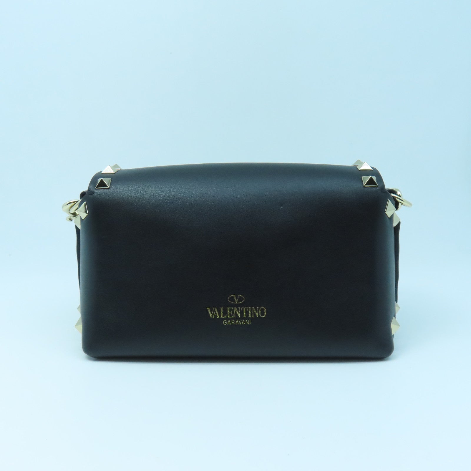 Valentino Leather Shoulder Bag Gold Buckle Chain Shoulder Bag Black