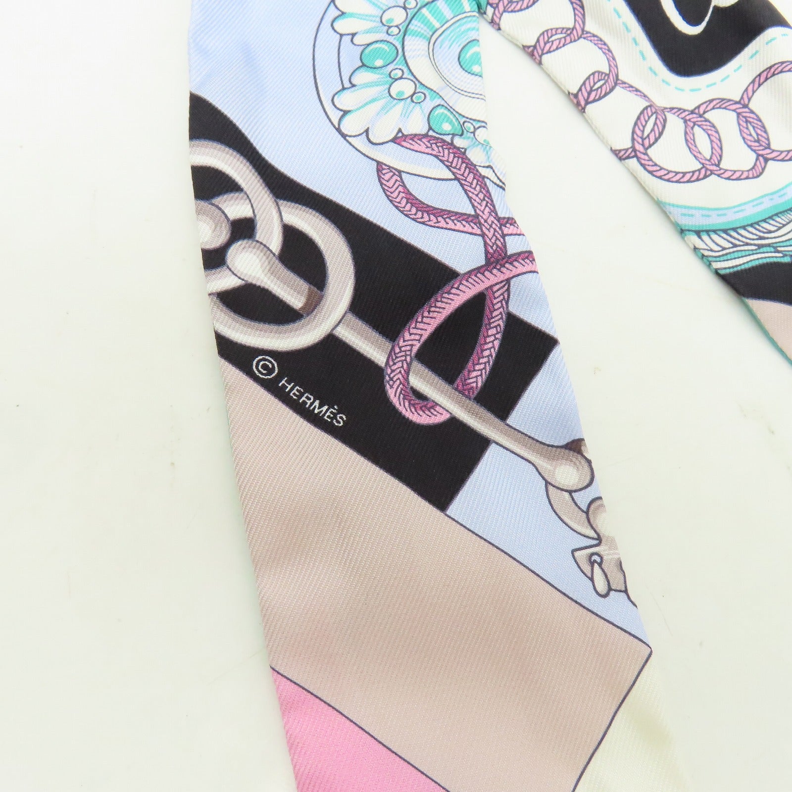 HERMES 絲質Twilly絲巾黑色/淺藍色/白色