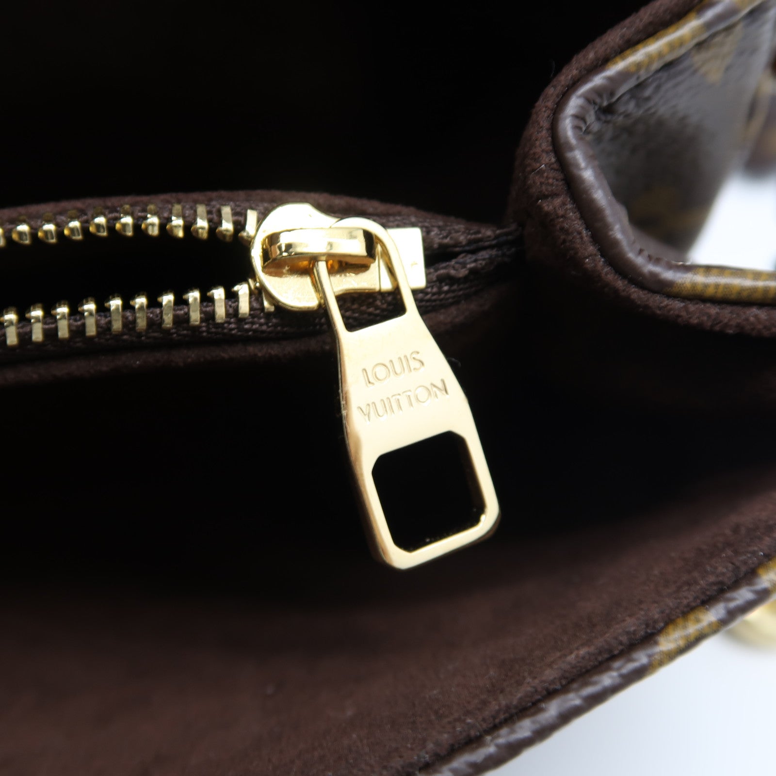LOUIS VUITTON Monogram Pochette Metis East West金扣手挽肩背兩用袋啡色