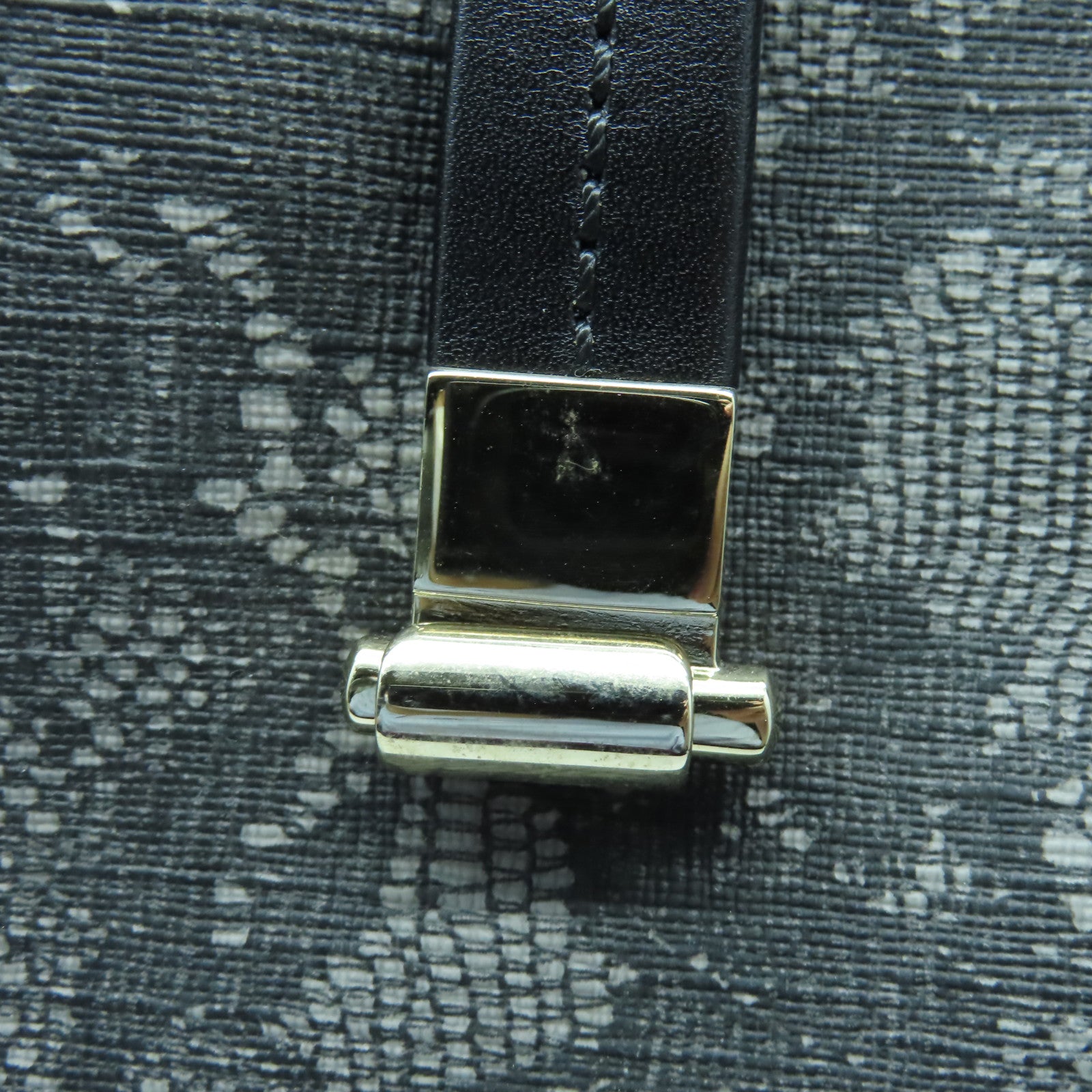 Valentino 帆布Shoulder Bag金扣手挽肩背兩用袋黑色/灰色