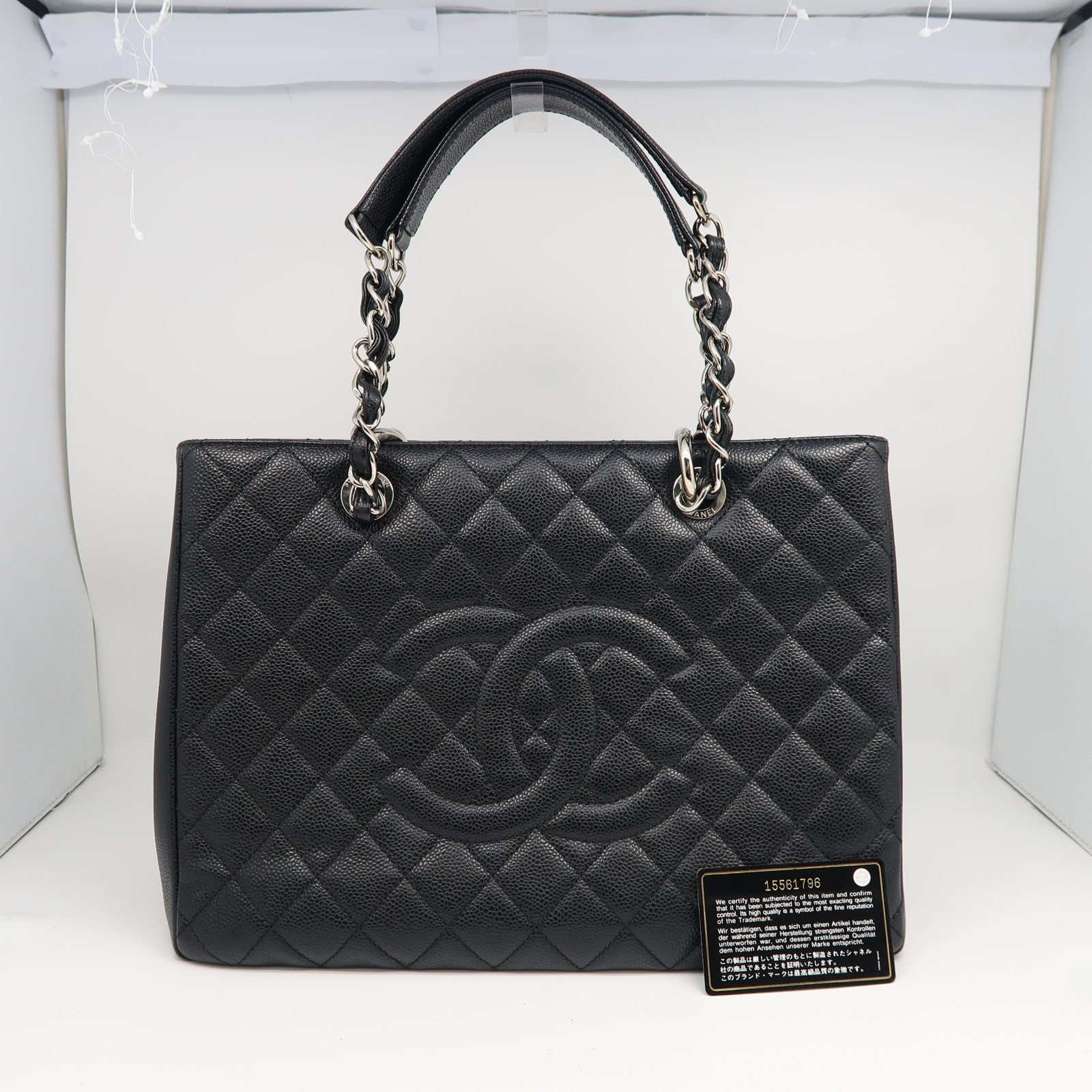 CHANEL 菱格Caviar皮革GST Shoulder Bag銀扣肩背袋黑色