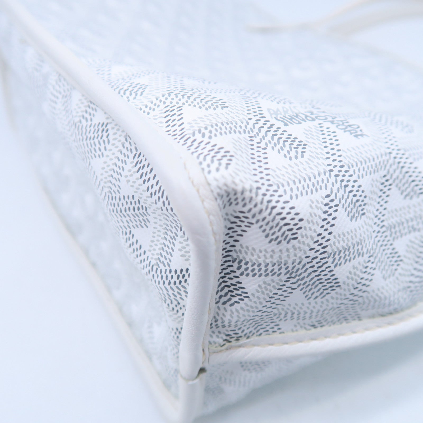 GOYARD 塗層帆布Anjou Mini Bag銀扣手挽袋白色