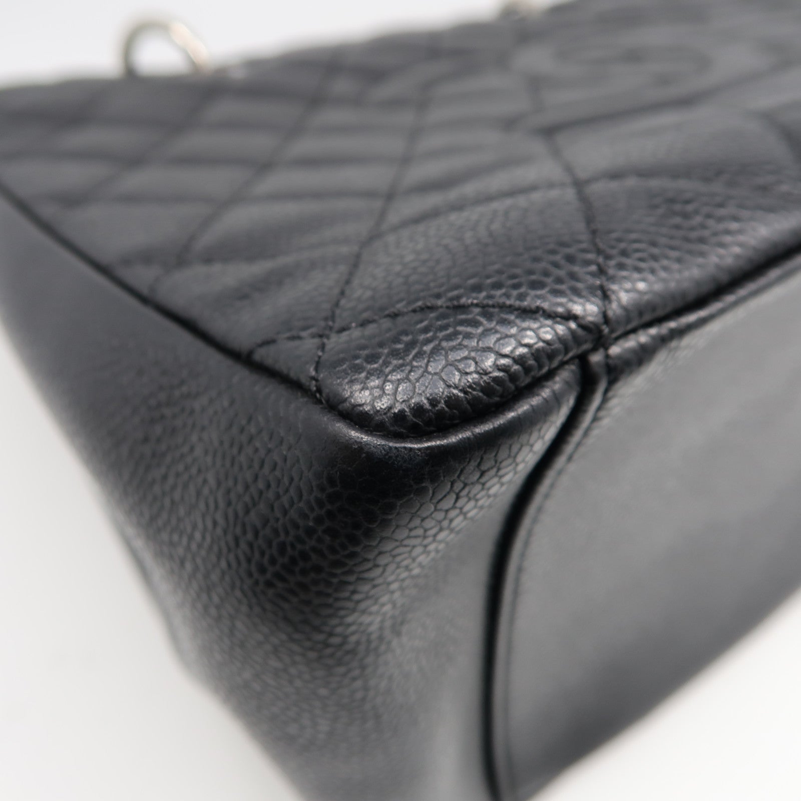CHANEL 菱格Caviar皮革GST Shoulder Bag銀扣肩背袋黑色