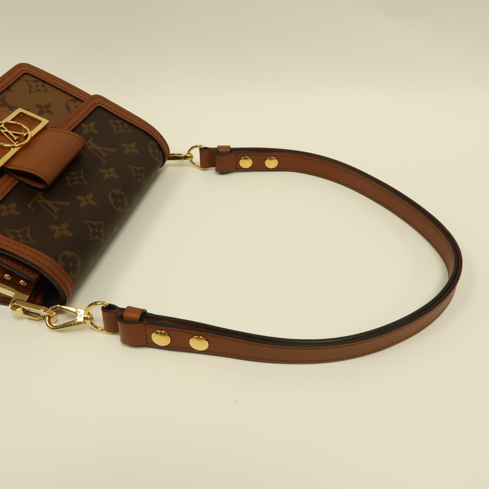 LOUIS VUITTON Monogram Mini Dauphine金扣肩背袋啡色