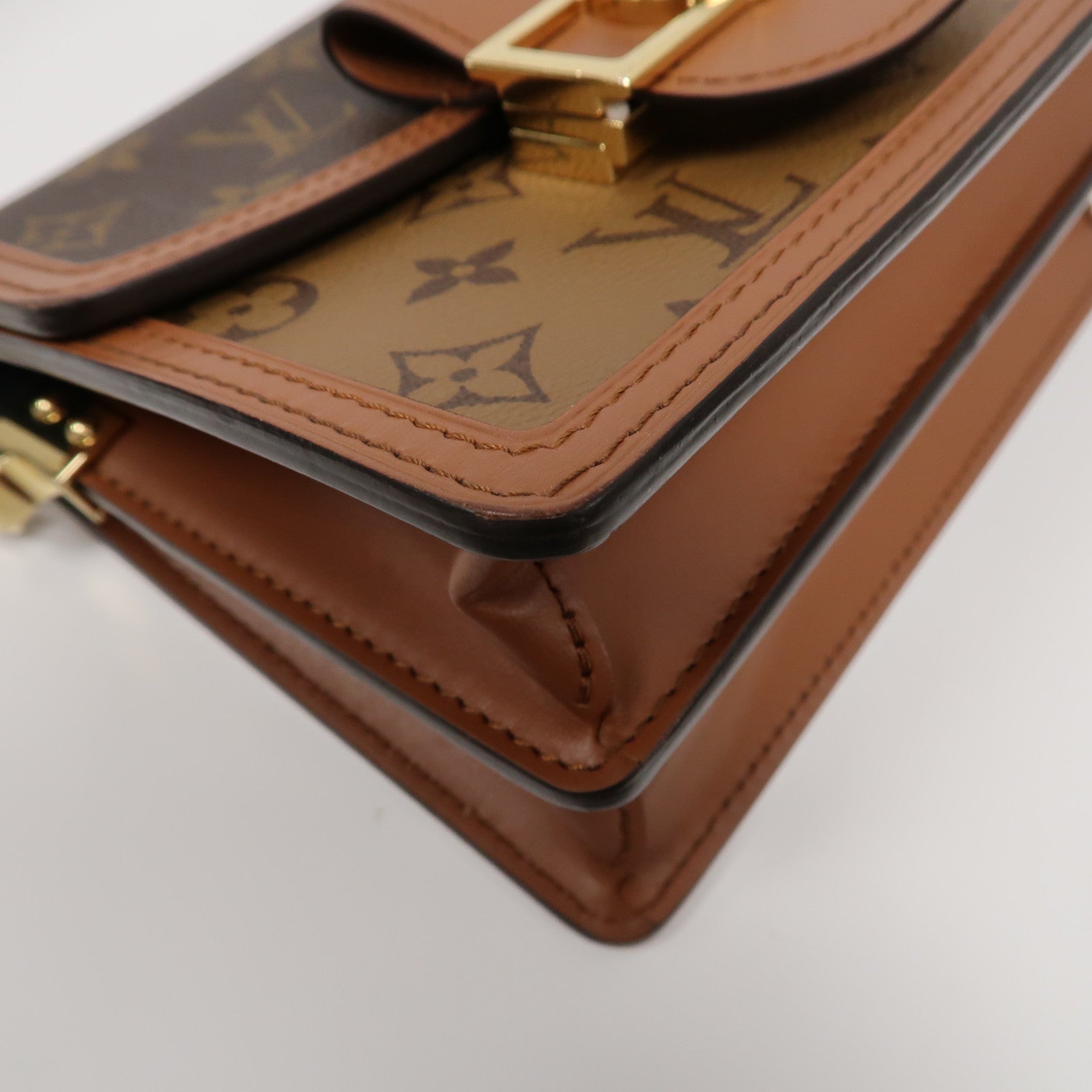 LOUIS VUITTON Monogram Mini Dauphine金扣肩背袋啡色