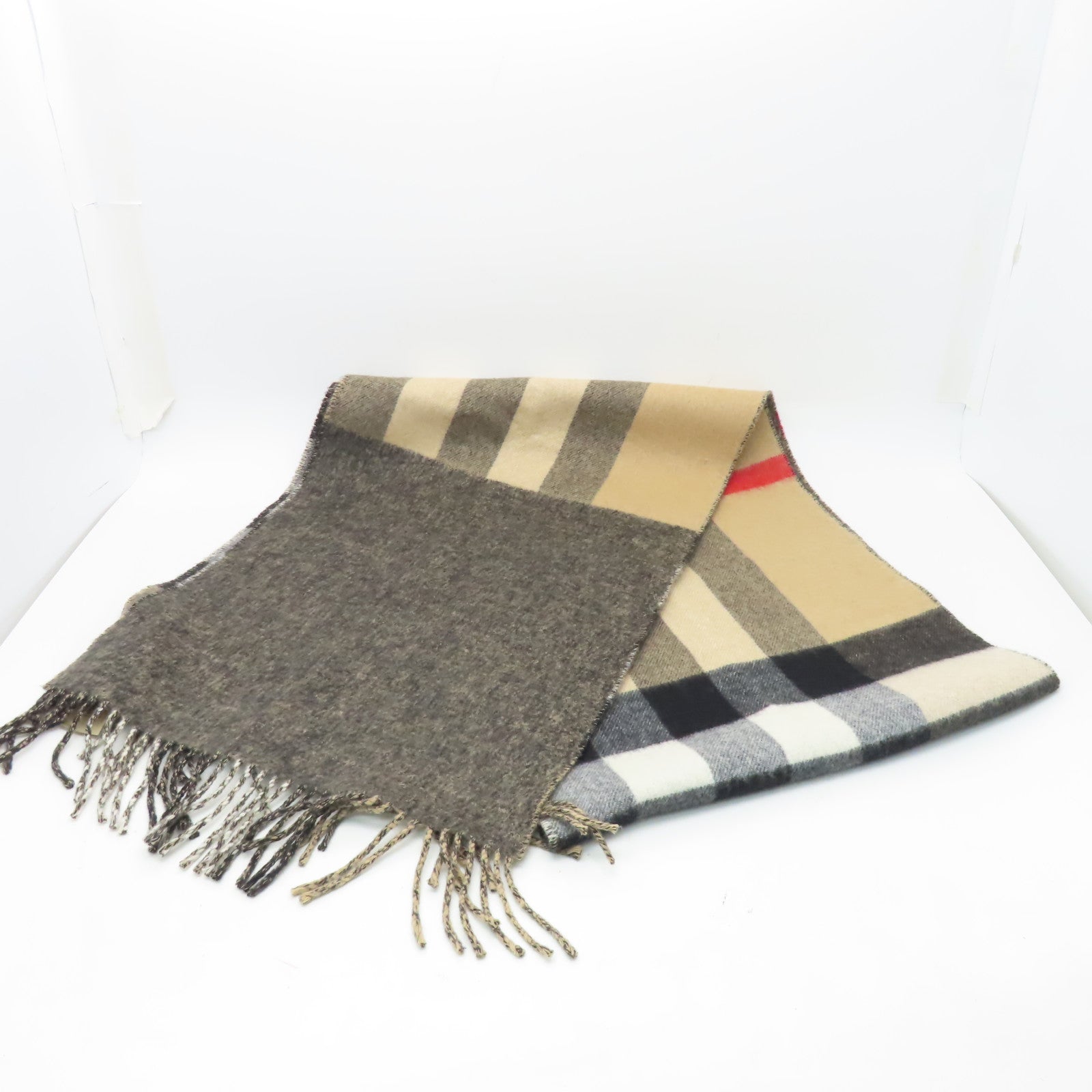 BURBERRY 羊絨Scarf圍巾啡色/卡其色