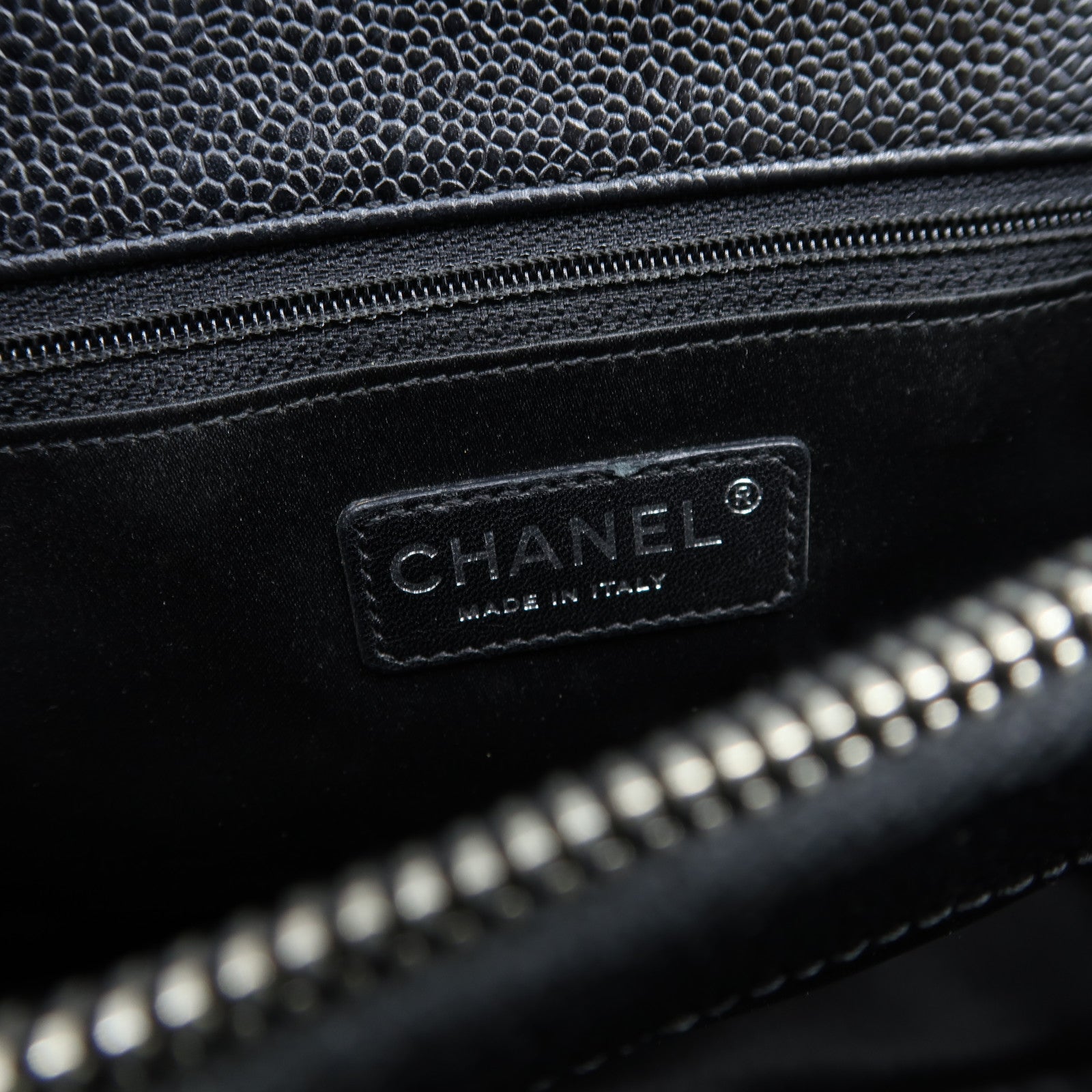 CHANEL 菱格Caviar皮革GST Shoulder Bag銀扣肩背袋黑色