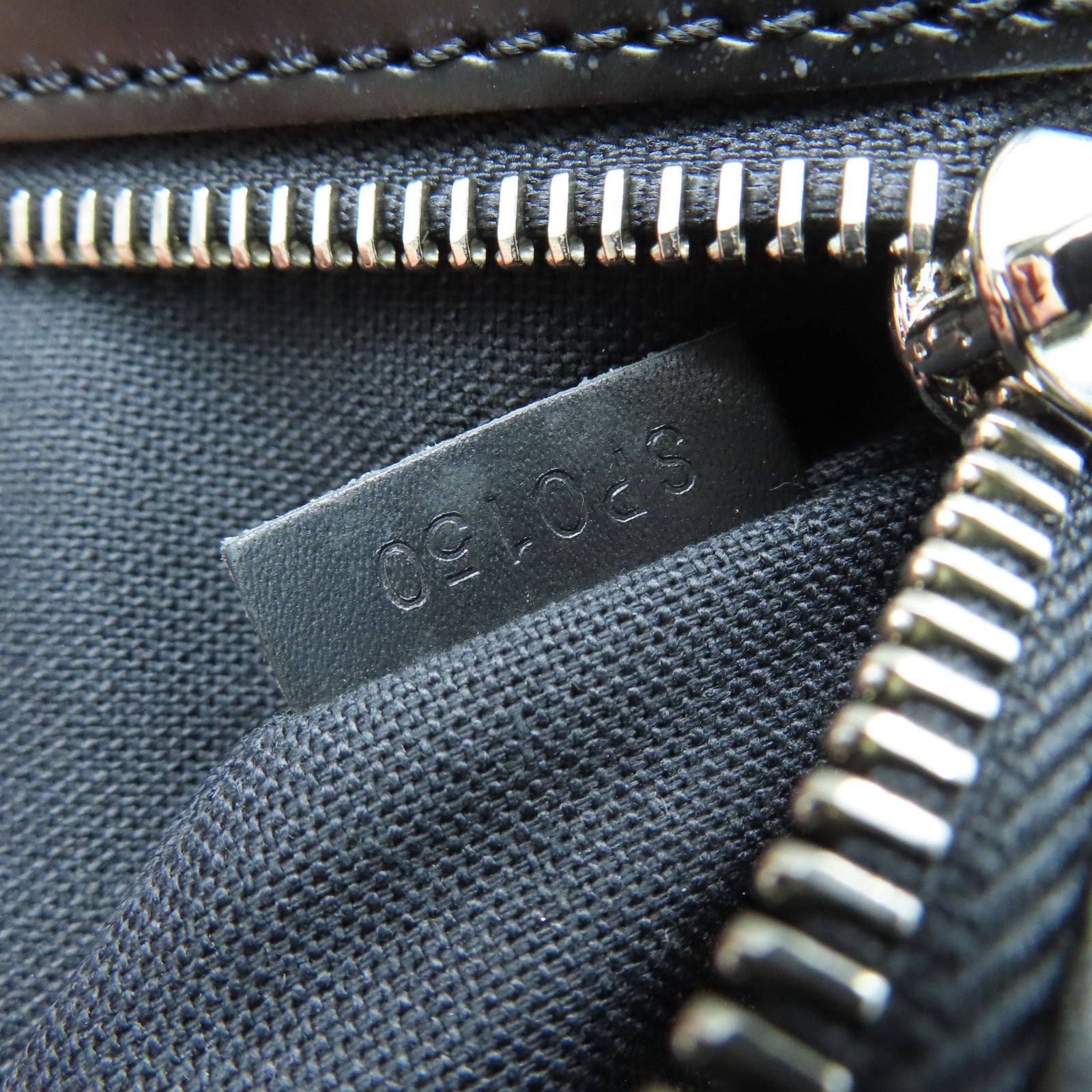 LOUIS VUITTON Damier Graphite Daniel MM銀扣肩背袋黑色