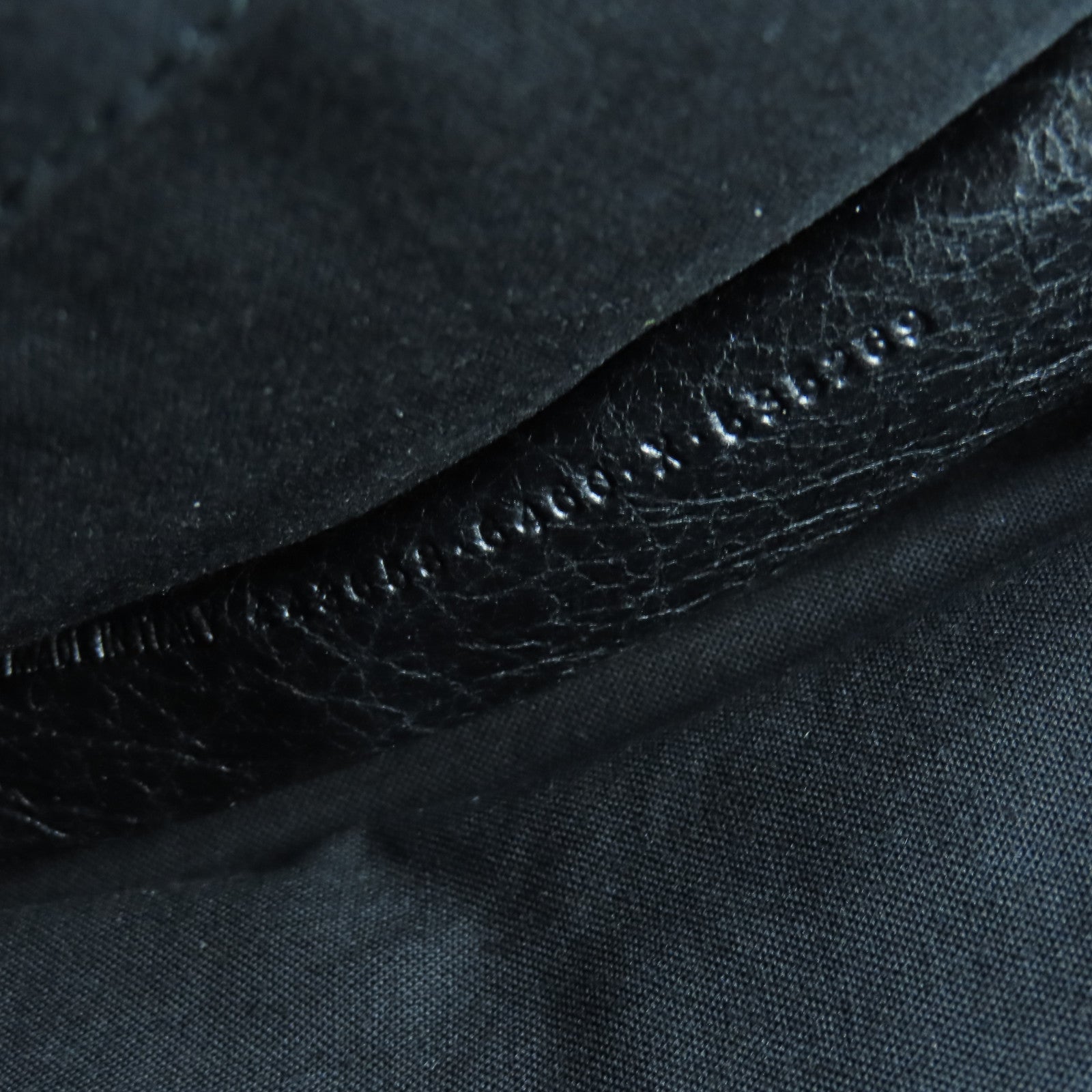 BALENCIAGA 牛皮皮革Clutch Bag銀扣手拿包黑色/藍色/白色