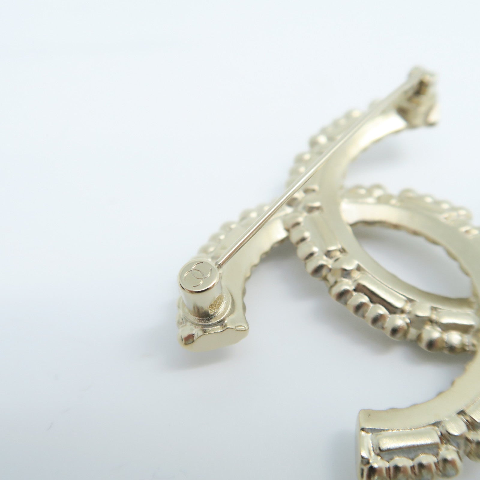 CHANEL Metal Brooch Brooch Gold