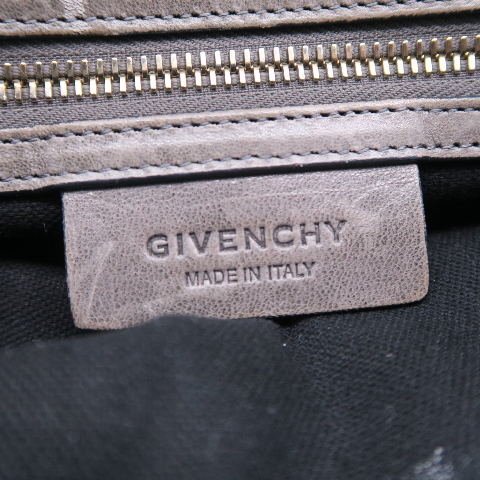 GIVENCHY 牛皮皮革2 Way Shoulder Bag金扣手挽肩背兩用袋啡色
