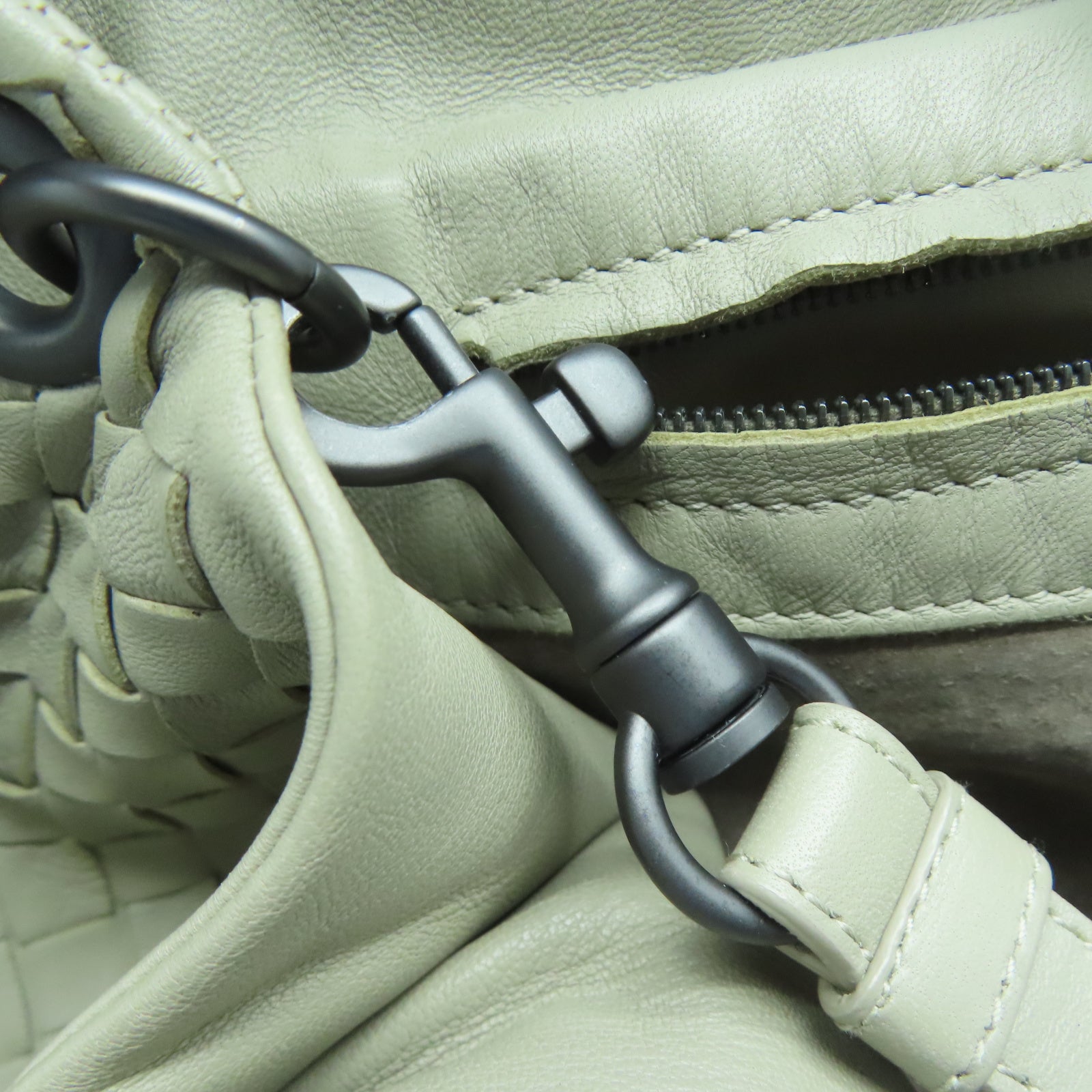 BOTTEGA VENETA 牛皮皮革Tote Bag銀扣手挽袋米色