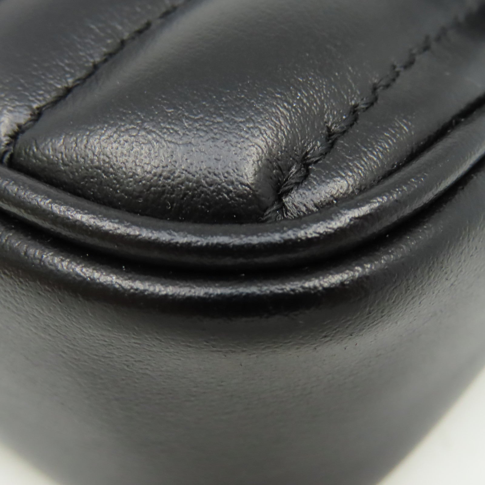 GUCCI 牛皮皮革GG Marmont Shoulder Bag金扣鏈帶肩背袋黑色