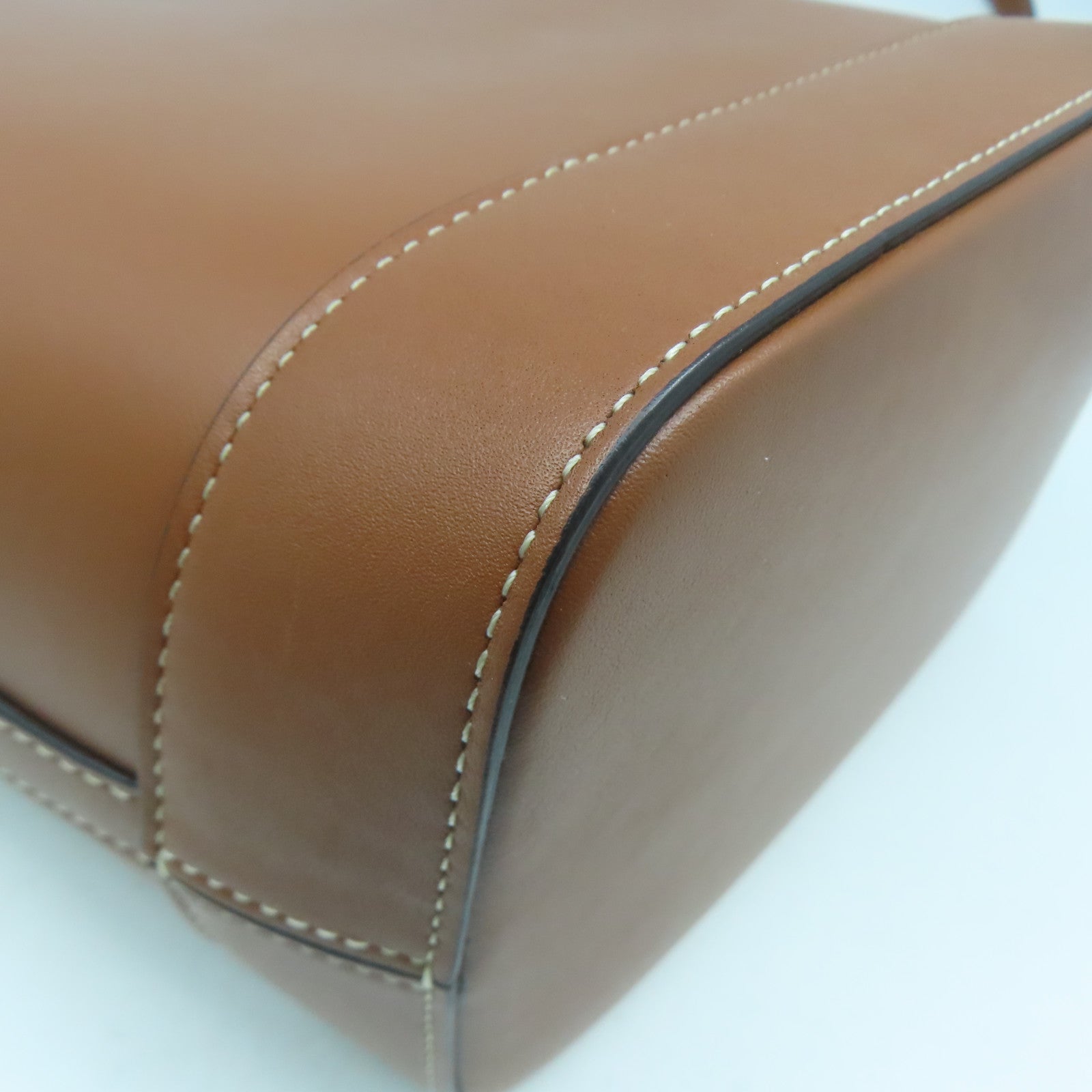 CELINE 牛皮皮革Small Bucket Bag金扣肩背袋啡色
