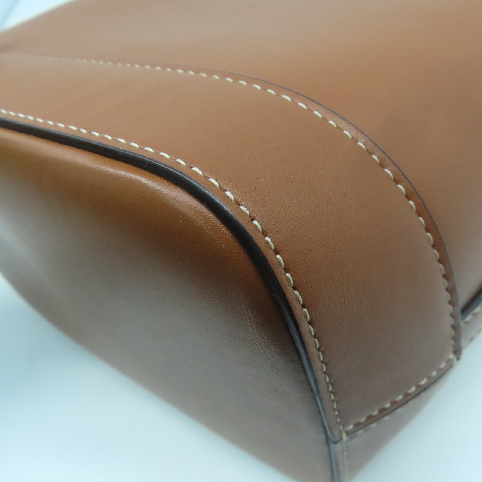 CELINE 牛皮皮革Small Bucket Bag金扣肩背袋啡色