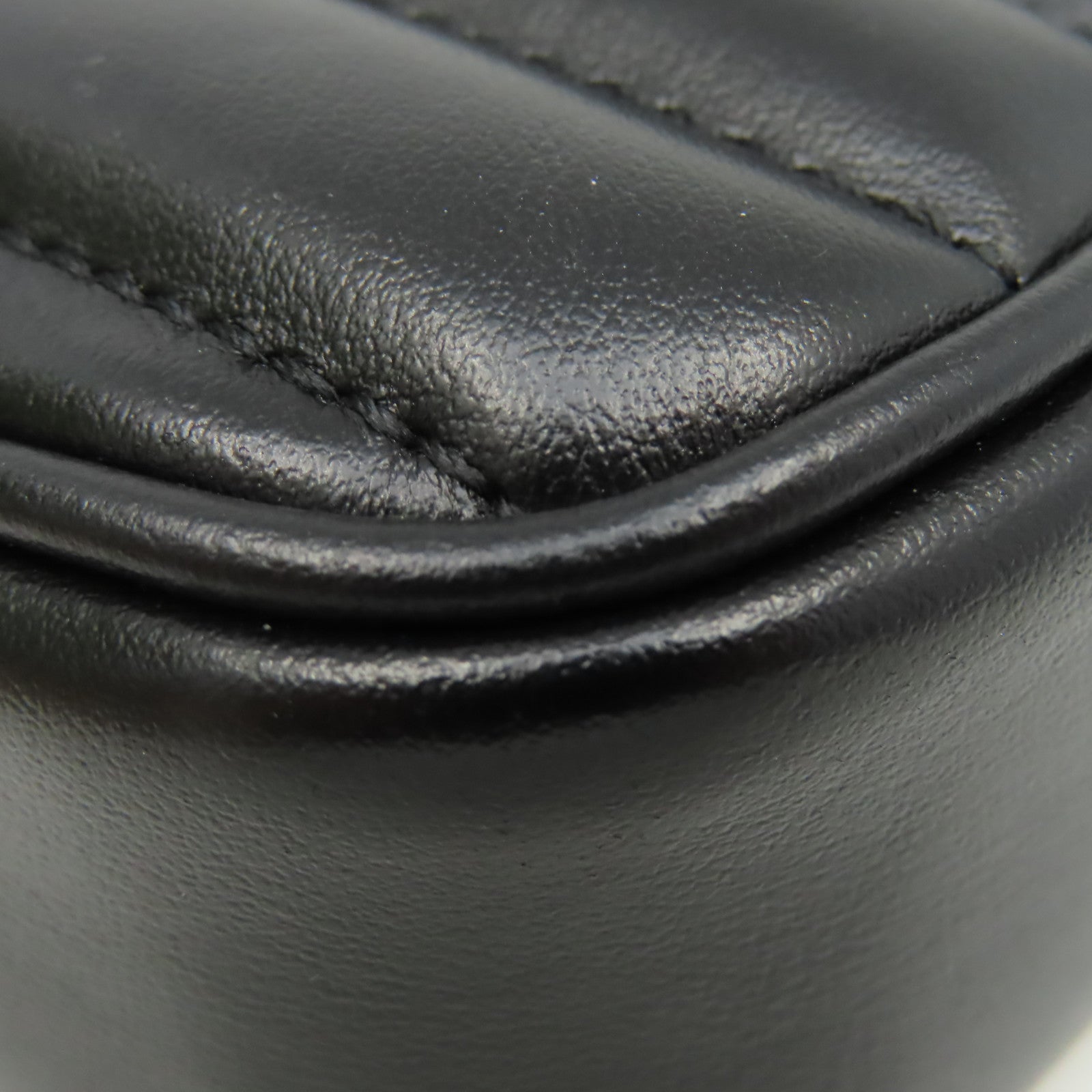 GUCCI 牛皮皮革GG Marmont Shoulder Bag金扣鏈帶肩背袋黑色