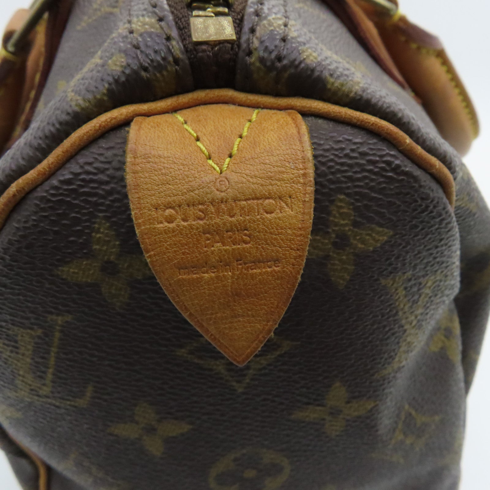 LOUIS VUITTON Monogram Speedy 25 Gold Buckle Handle Bag Brown