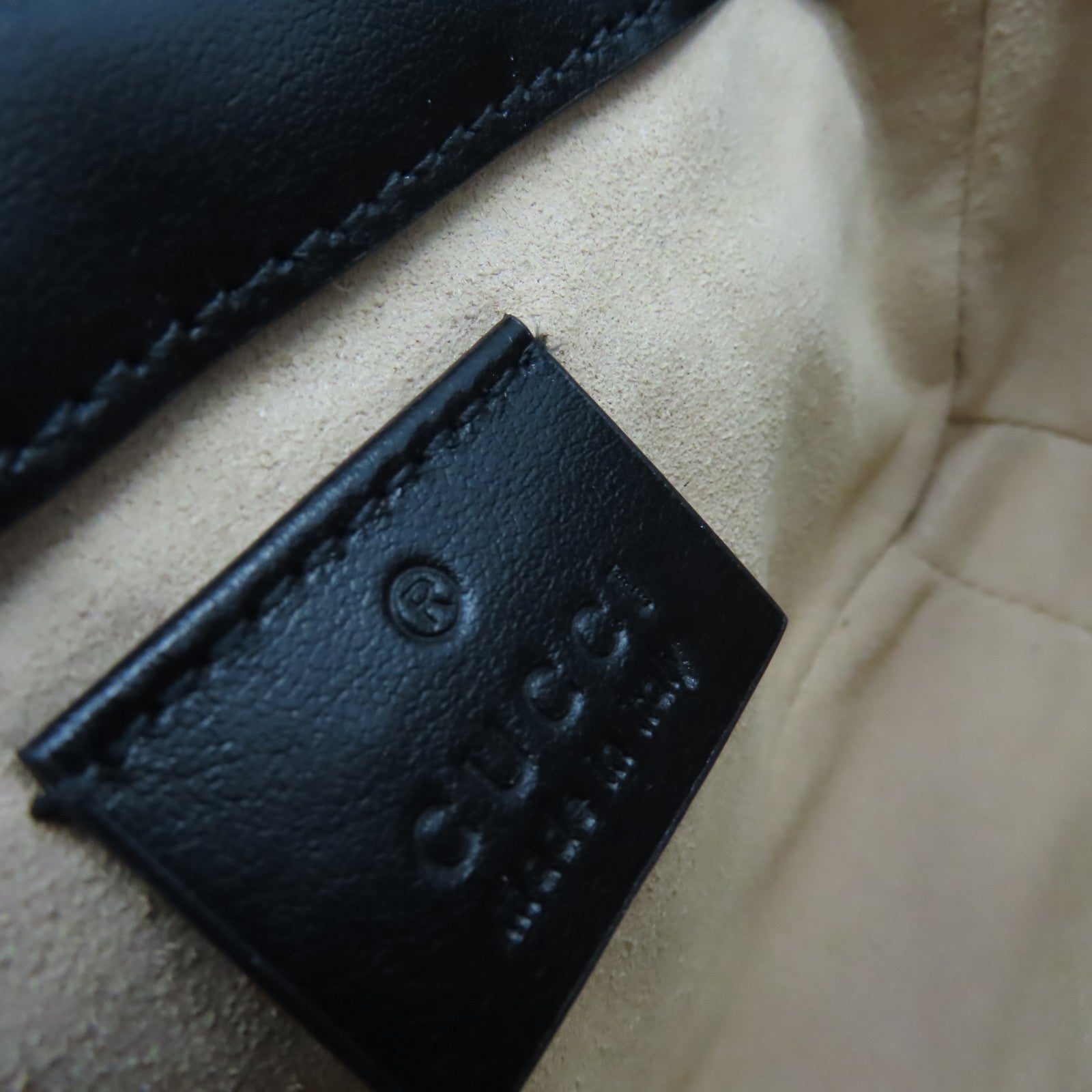 GUCCI 牛皮皮革GG Marmont Shoulder Bag金扣鏈帶肩背袋黑色