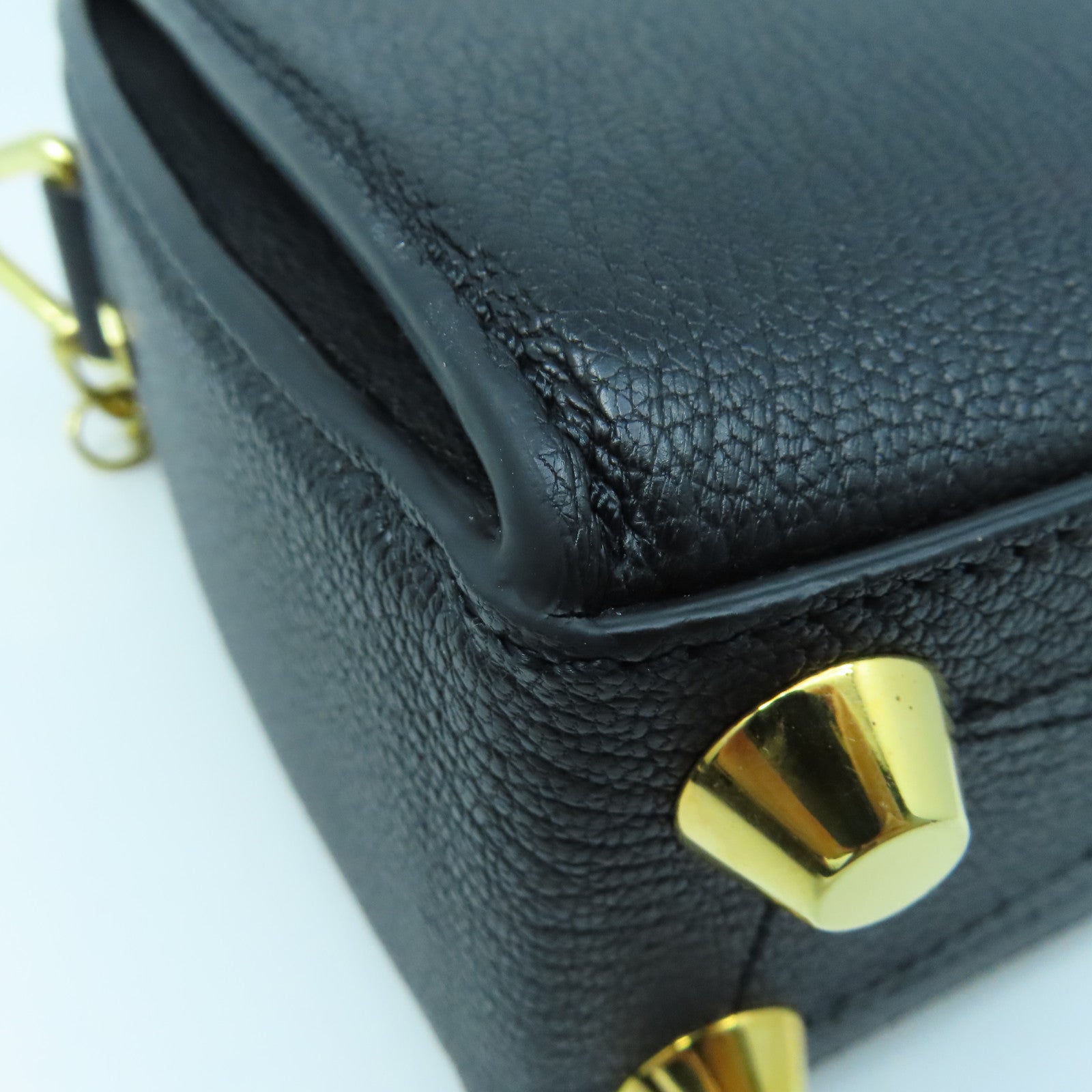 SELECTION Leather Alexander McQueen Gold Buckle Shoulder Bag Black