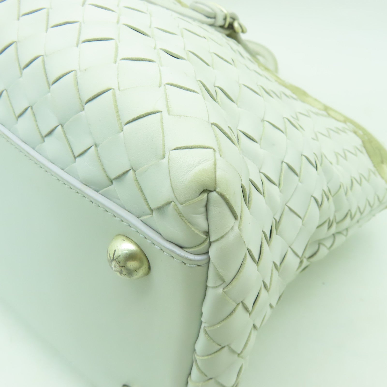 BOTTEGA VENETA 織紋皮革Shoulder Bag金扣肩背袋白色