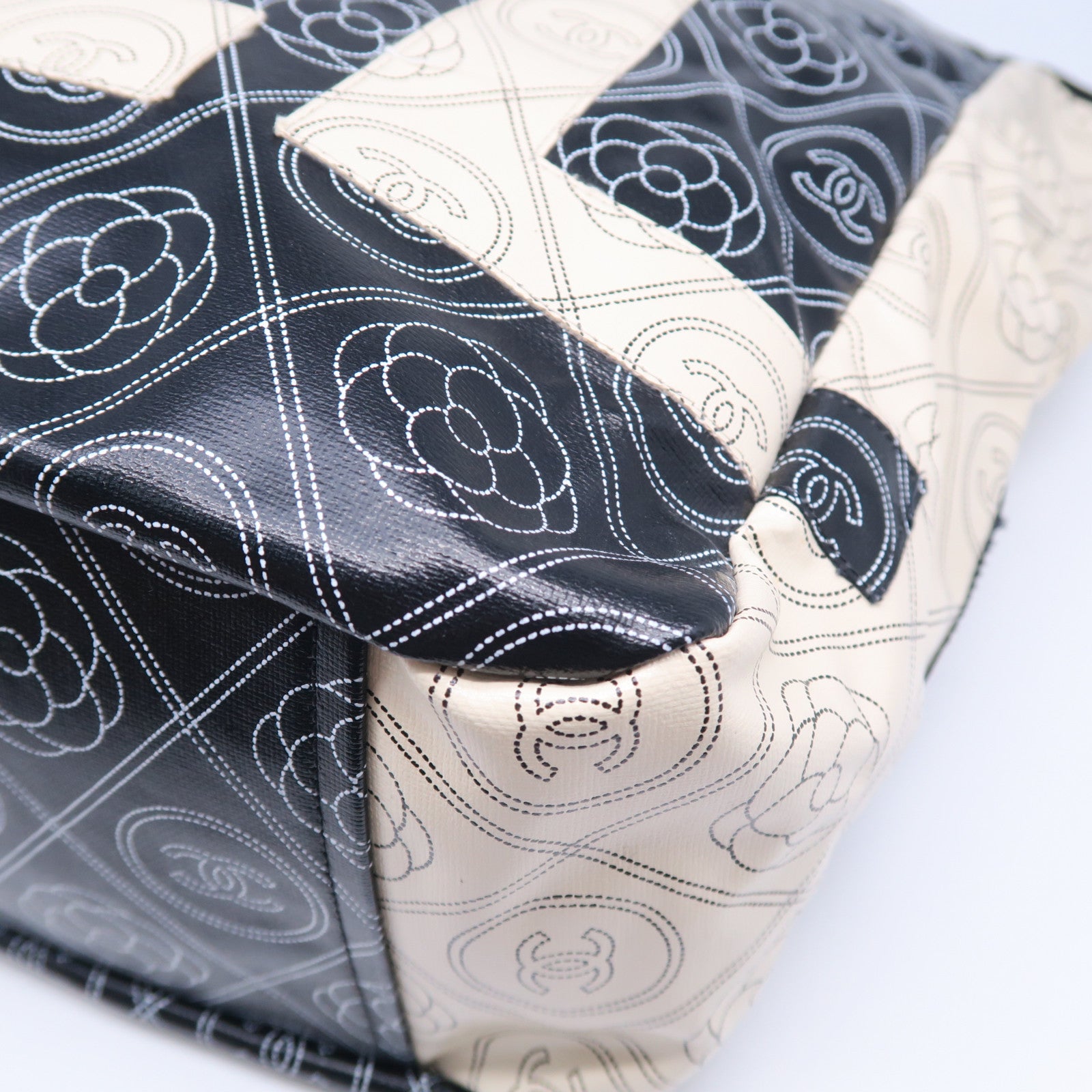 CHANEL PVC 2 Way Shoulder Bag銀扣手挽肩背兩用袋黑色/米色