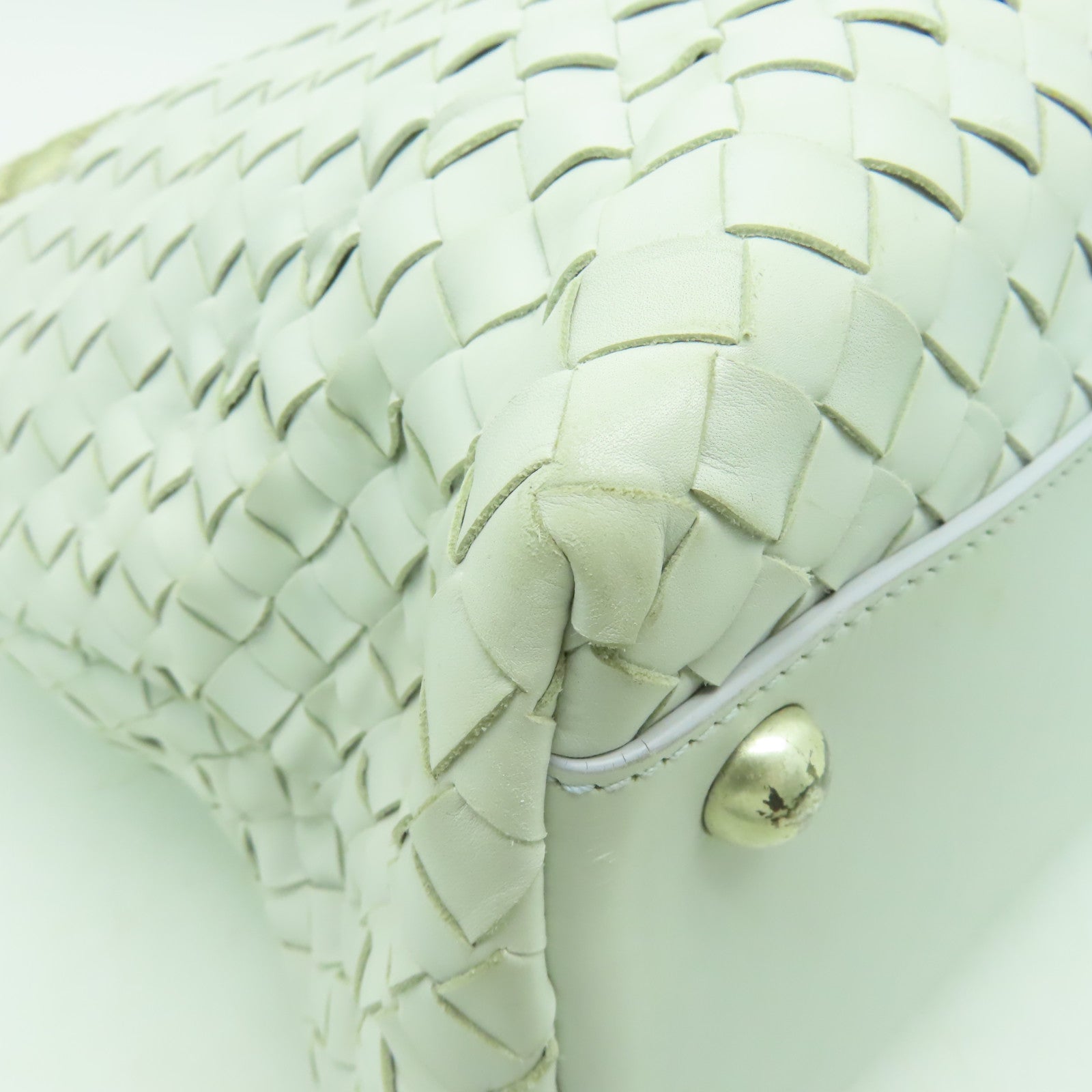 BOTTEGA VENETA 織紋皮革Shoulder Bag金扣肩背袋白色