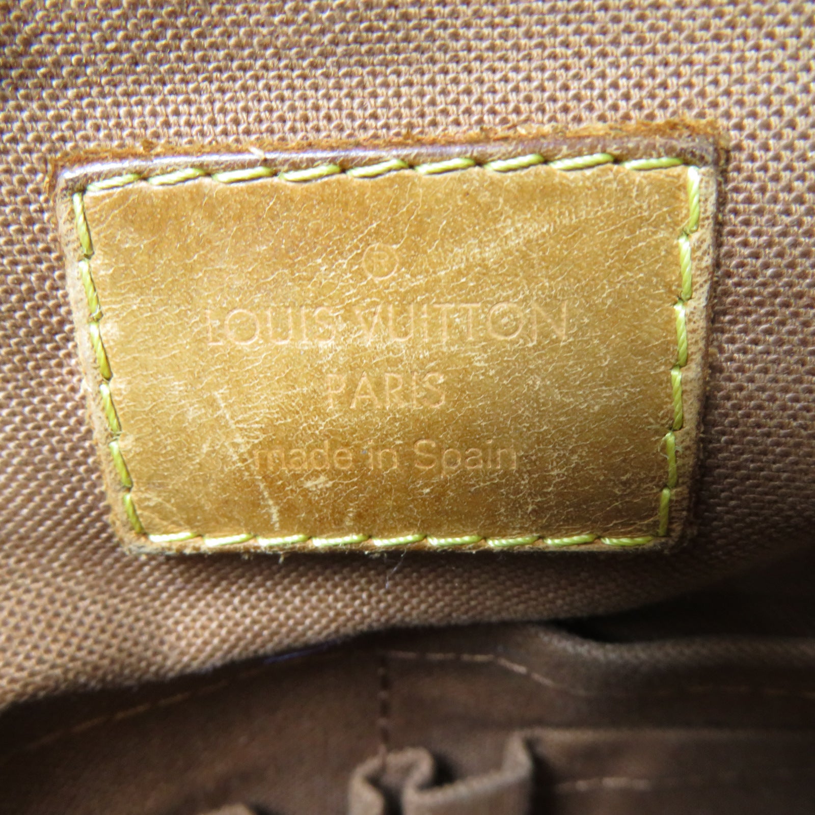 LOUIS VUITTON Monogram Beaubourg MM Messenger Bag金扣肩背袋啡色
