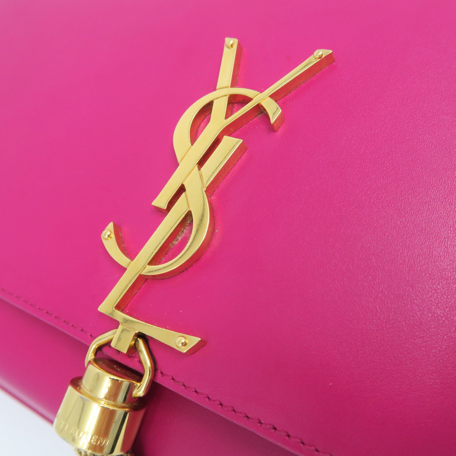 YVES SAINT LAURENT 牛皮皮革Kate金扣链带肩背袋粉红色