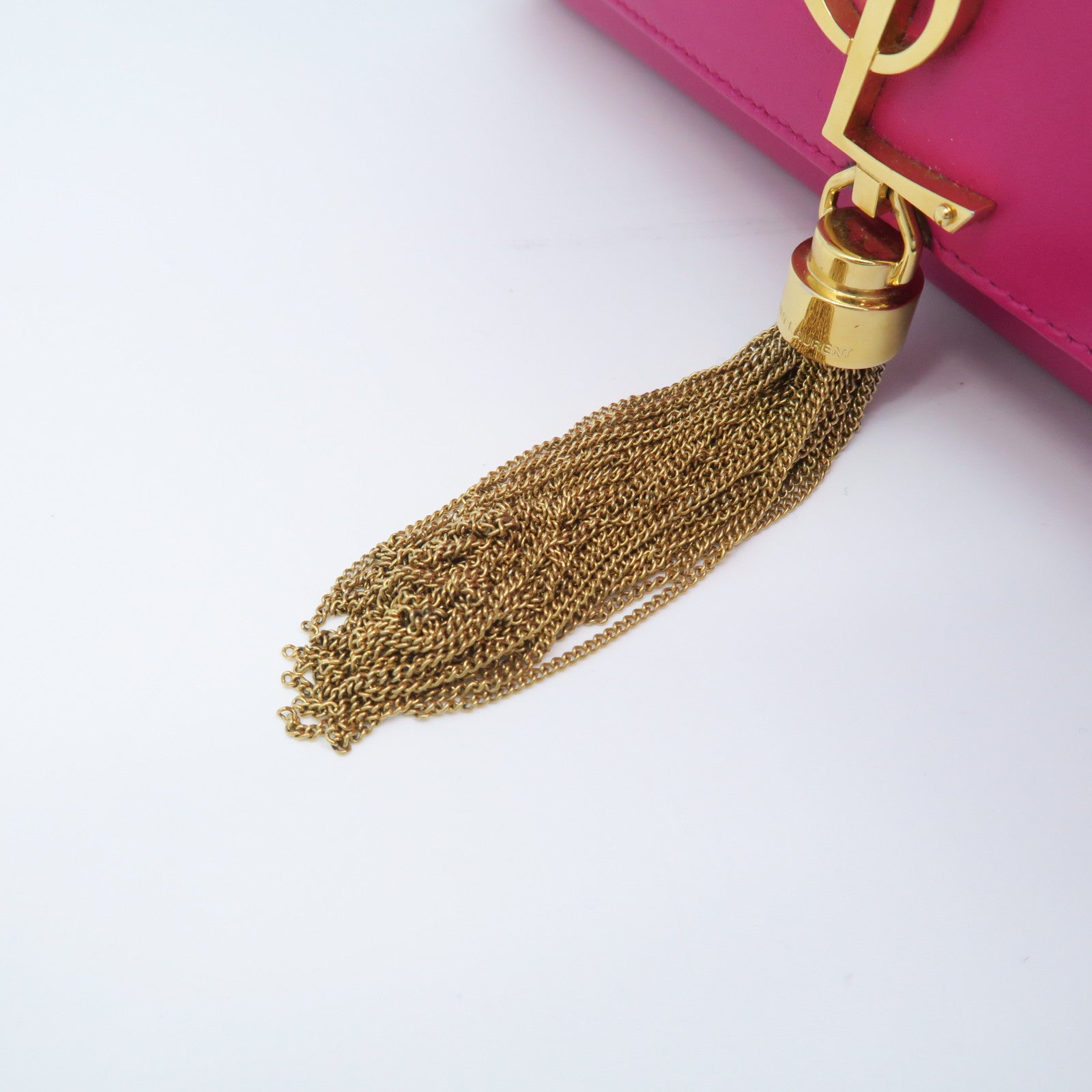 YVES SAINT LAURENT 牛皮皮革Kate金扣链带肩背袋粉红色