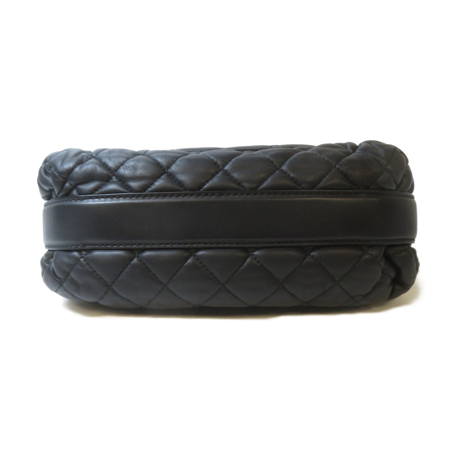 CHANEL 菱格羊皮皮革Chain Shoulder銀扣鏈帶肩背袋黑色