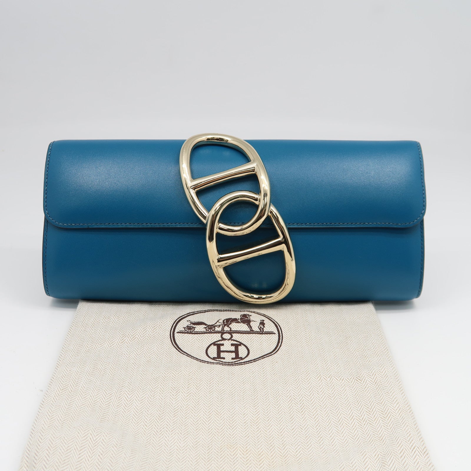 HERMES Tadelakt皮革Egee銀扣手拿包Bleu Izmir伊茲密爾藍色