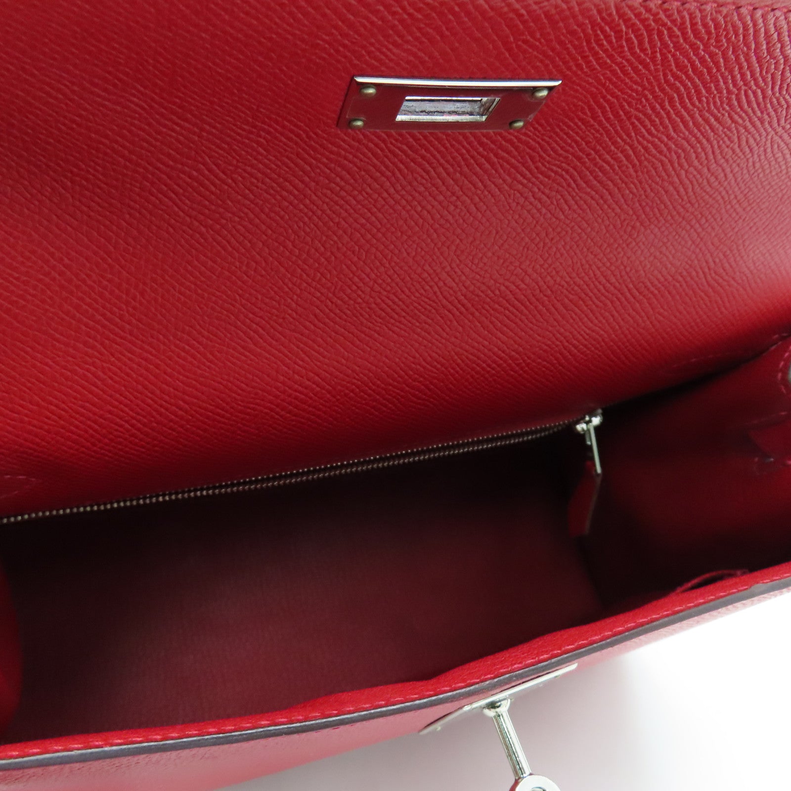 HERMES Epsom皮革Kelly 28银扣手挽袋Rouge Casaque/卡萨克红色