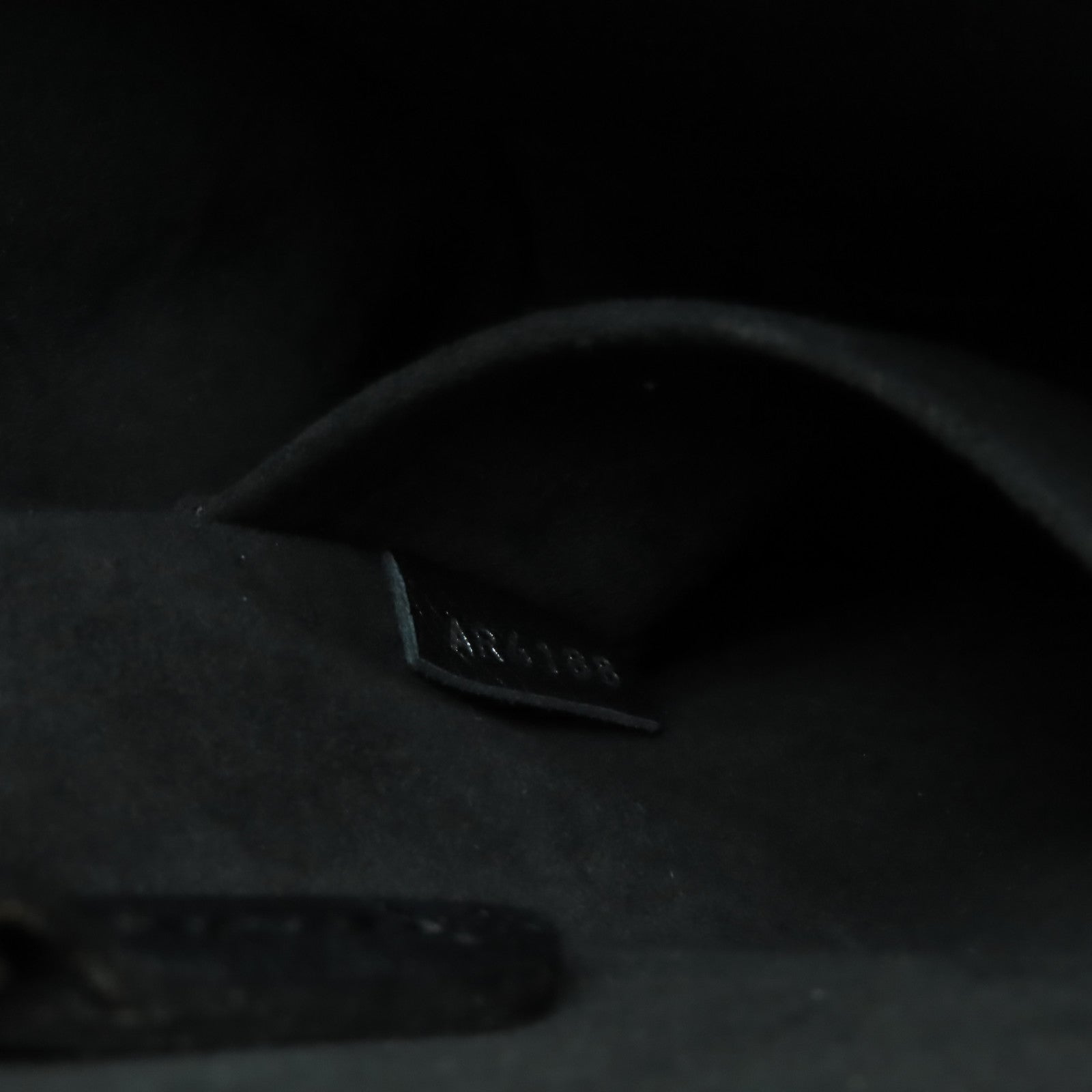 LOUIS VUITTON Epi Twist Tote銀扣手挽肩背兩用袋黑色