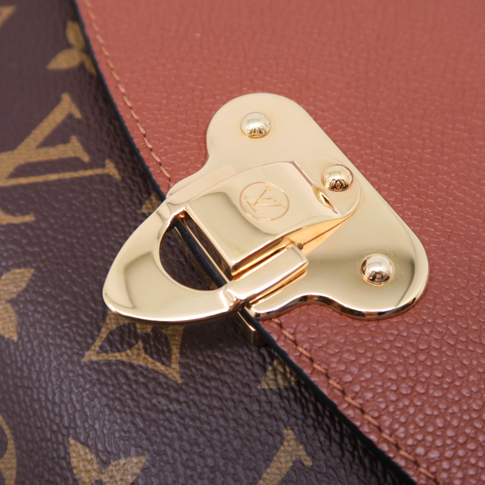 LOUIS VUITTON 【激減優惠】Monogram Saint Placide金扣鏈帶肩背袋啡色