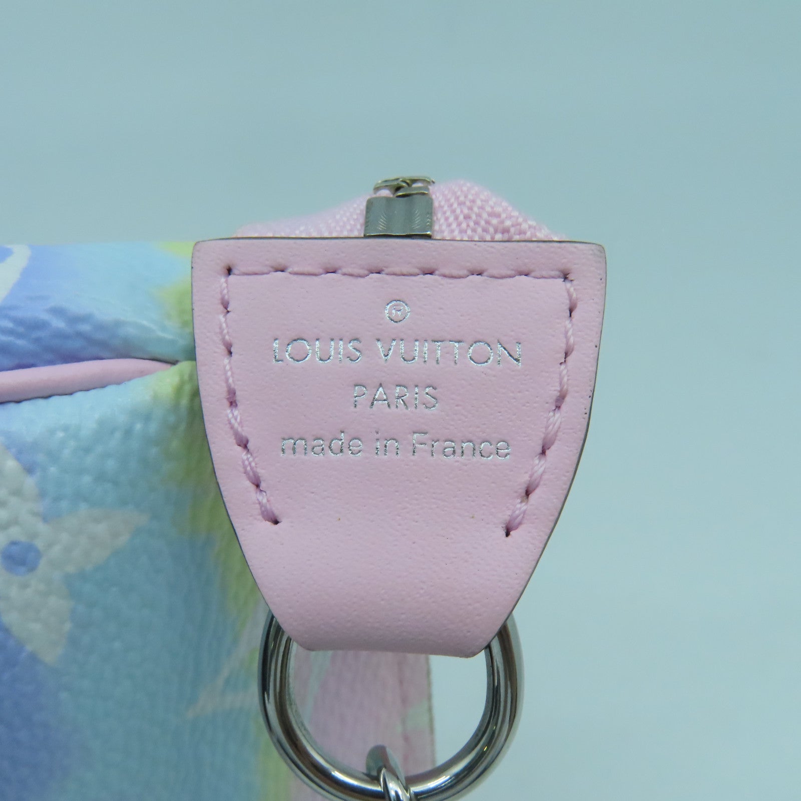 LOUIS VUITTON Monogram Giant Escale Mini Pochette Accessoires銀扣手挽袋/手拿包彩色