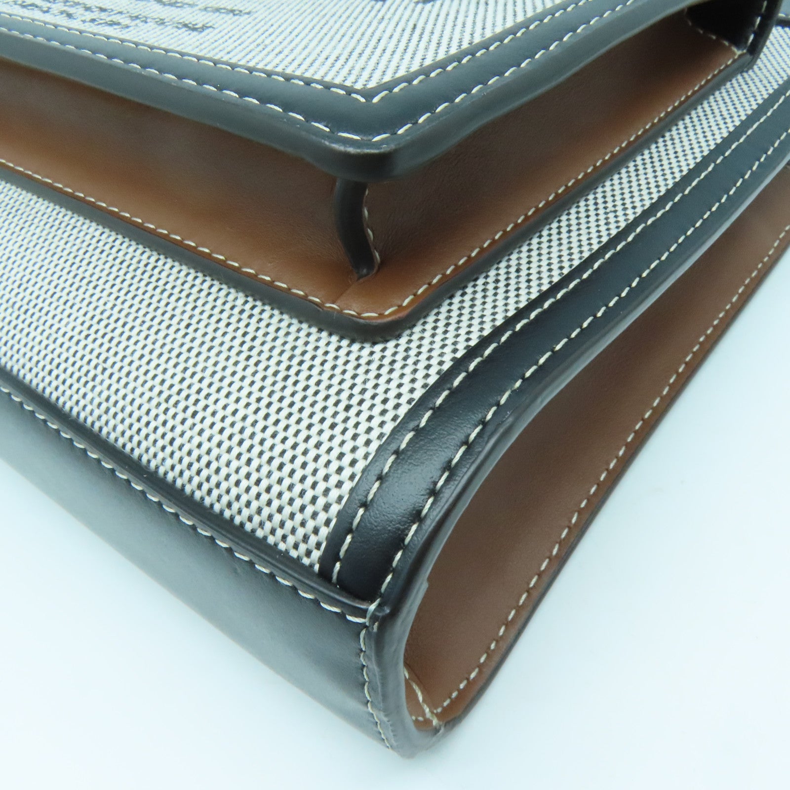 BURBERRY 牛皮皮革/帆布Mini Tri-Tone Pocket金扣手挽肩背兩用袋灰色黑色