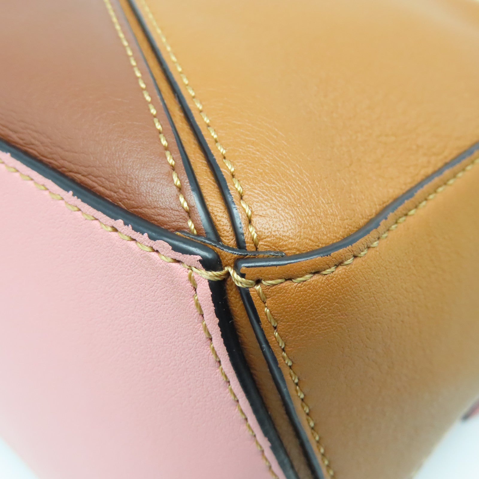 LOEWE 牛皮皮革Puzzle Small金扣手挽肩背兩用袋啡色粉紅色