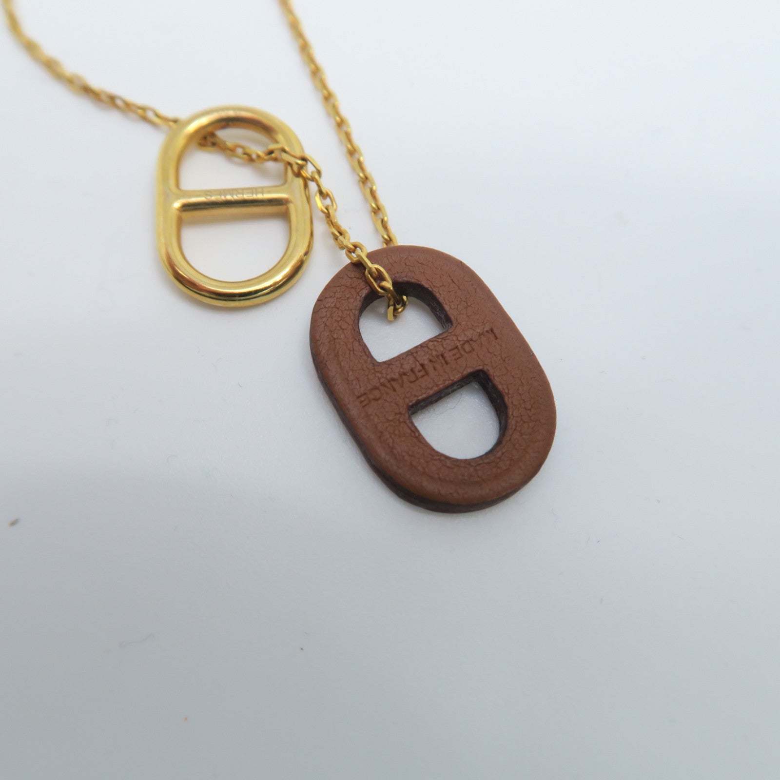 HERMES Veau Swift皮革/金属O'maillon Pendant坠饰金色/棕色