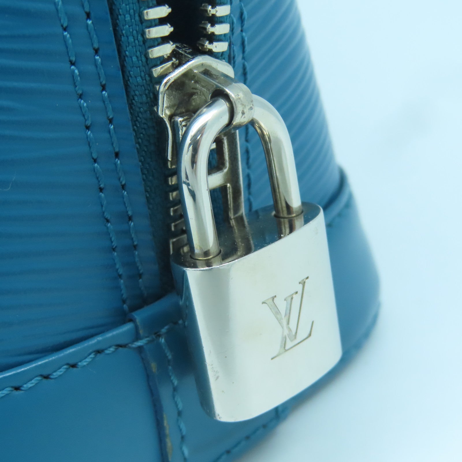 LOUIS VUITTON Epi Alma BB Silver Buckle Handle Shoulder Backpack Blue