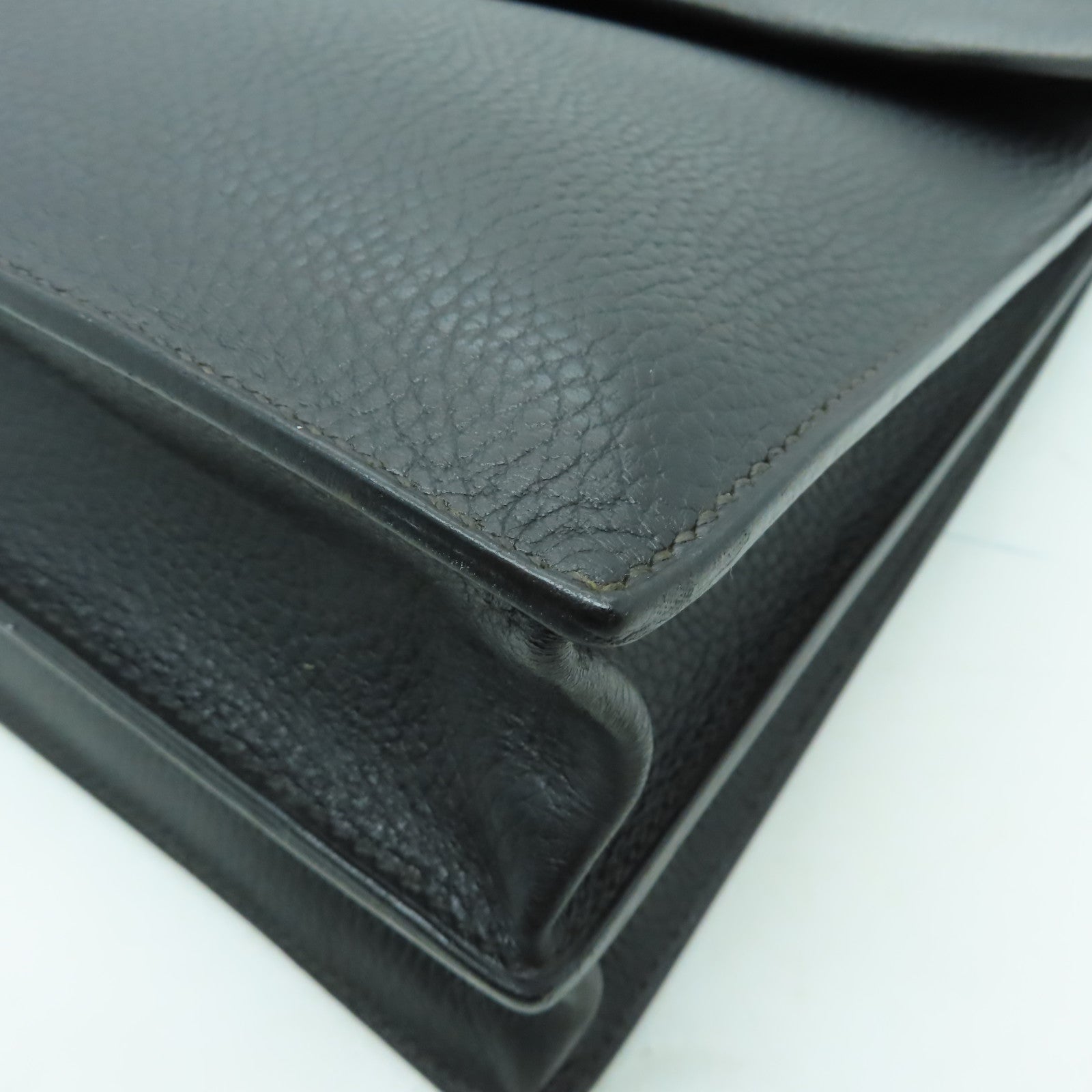 HERMES 牛皮皮革Sac A Depeches金扣手挽袋黑色