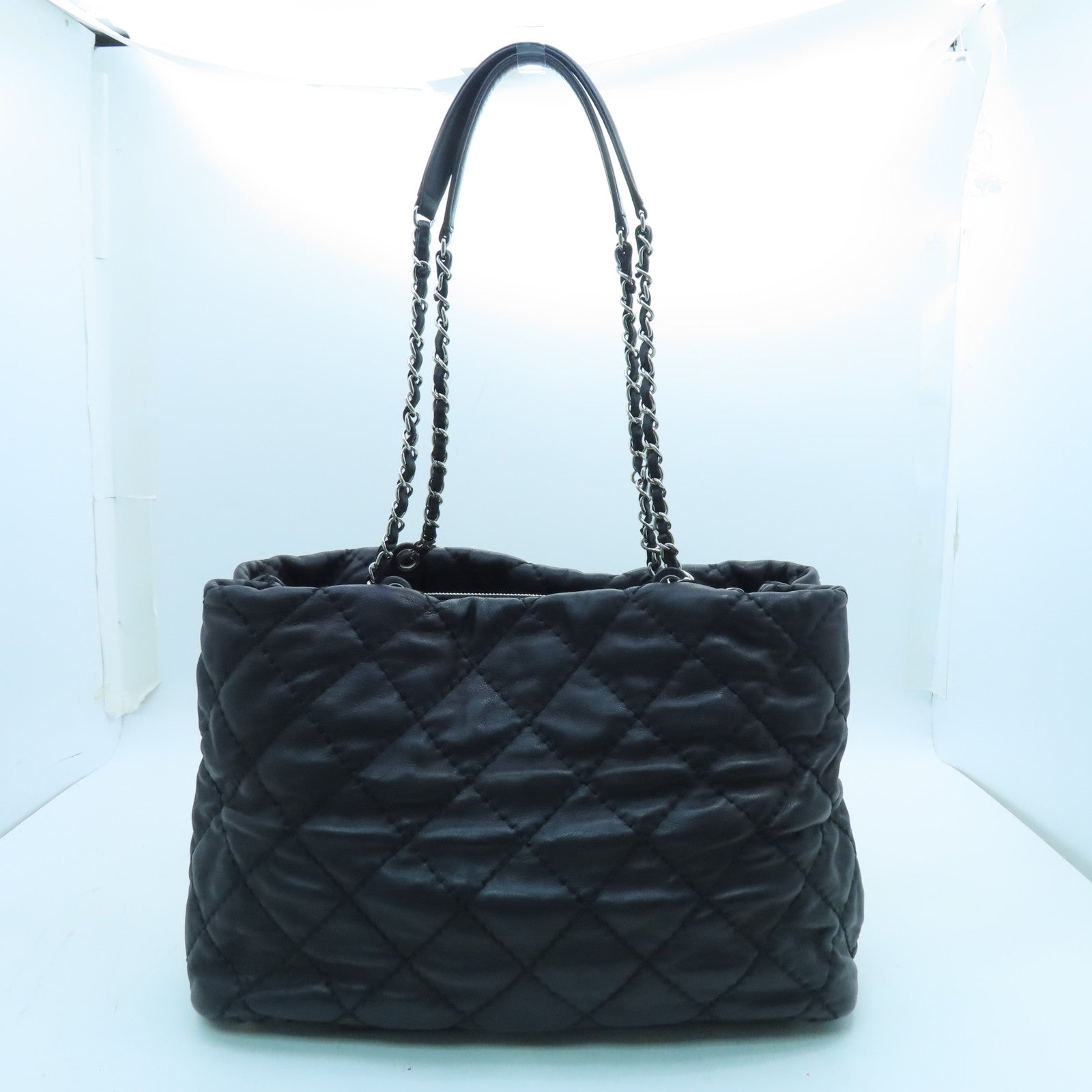 CHANEL rhombic cowhide leather Tote Bag silver buckle handle bag black