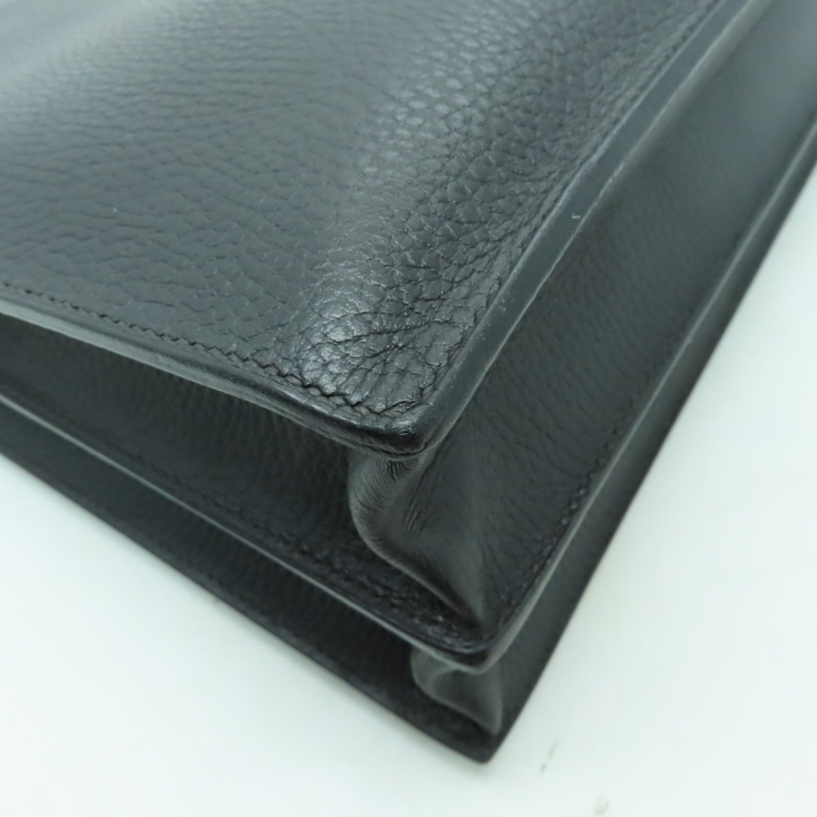 HERMES 牛皮皮革Sac A Depeches金扣手挽袋黑色