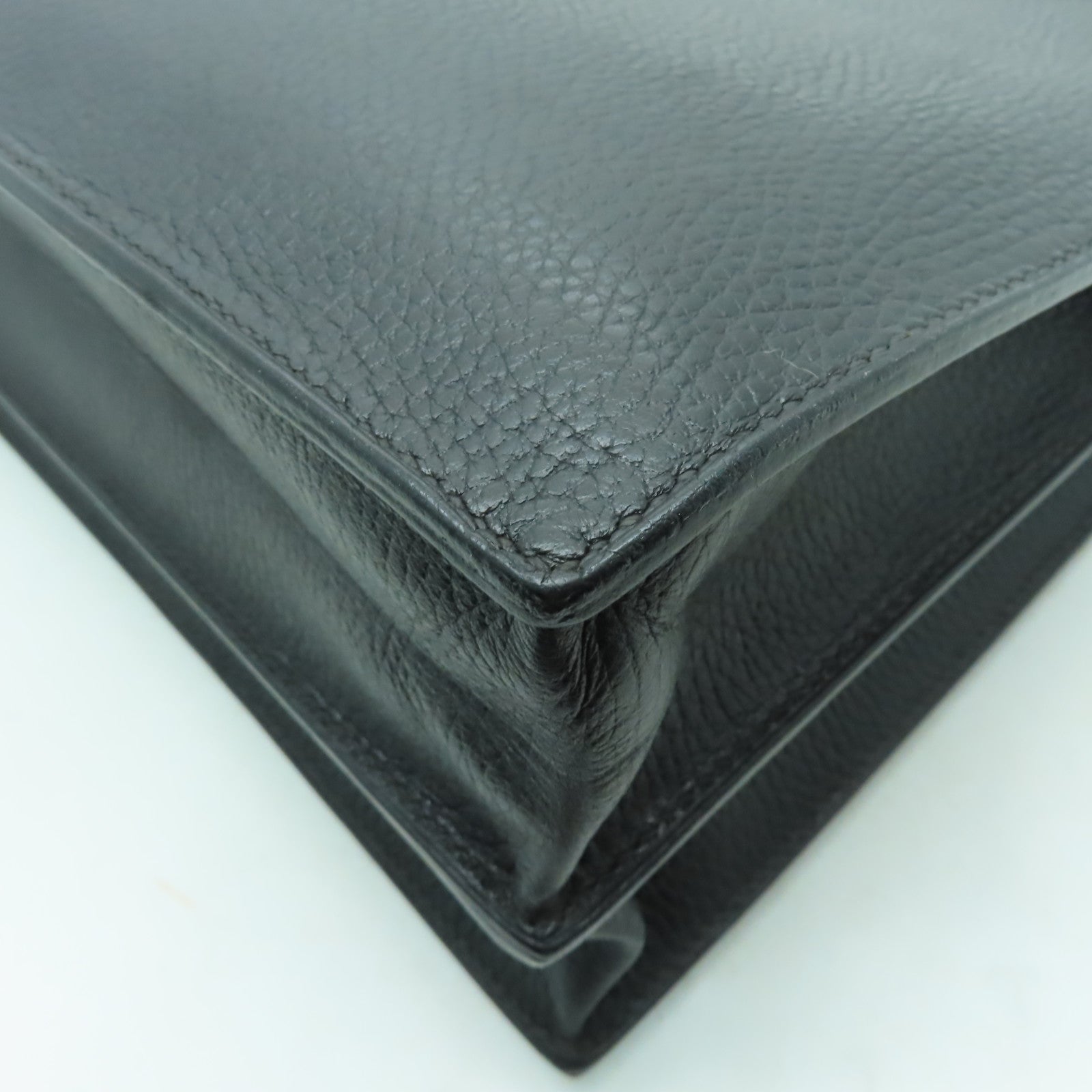 HERMES 牛皮皮革Sac A Depeches金扣手挽袋黑色