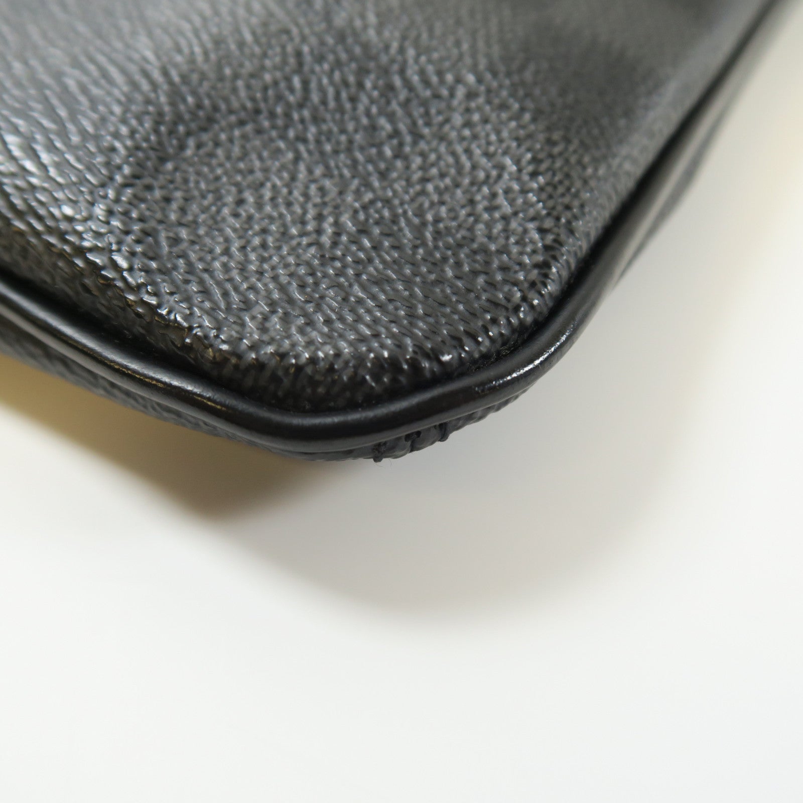 LOUIS VUITTON Damier Graphite Thomas銀扣肩背袋黑色