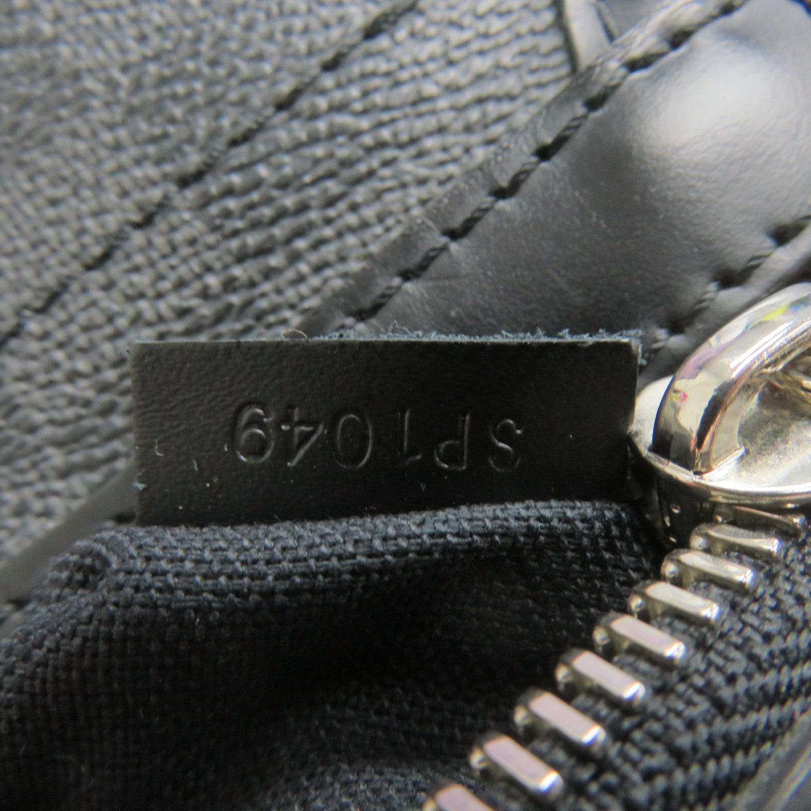 LOUIS VUITTON Damier Daniel GM Shoulder Bag肩背袋黑色