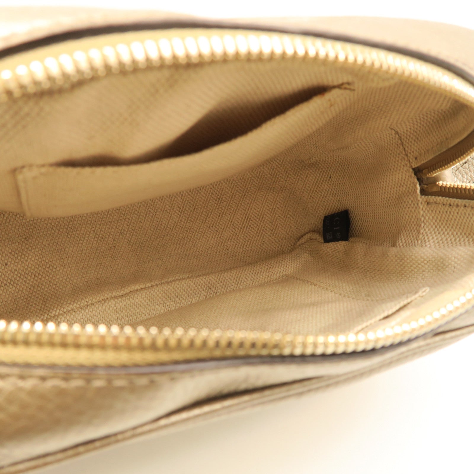 GUCCI 牛皮皮革Shoulder Bag金扣肩背袋金色