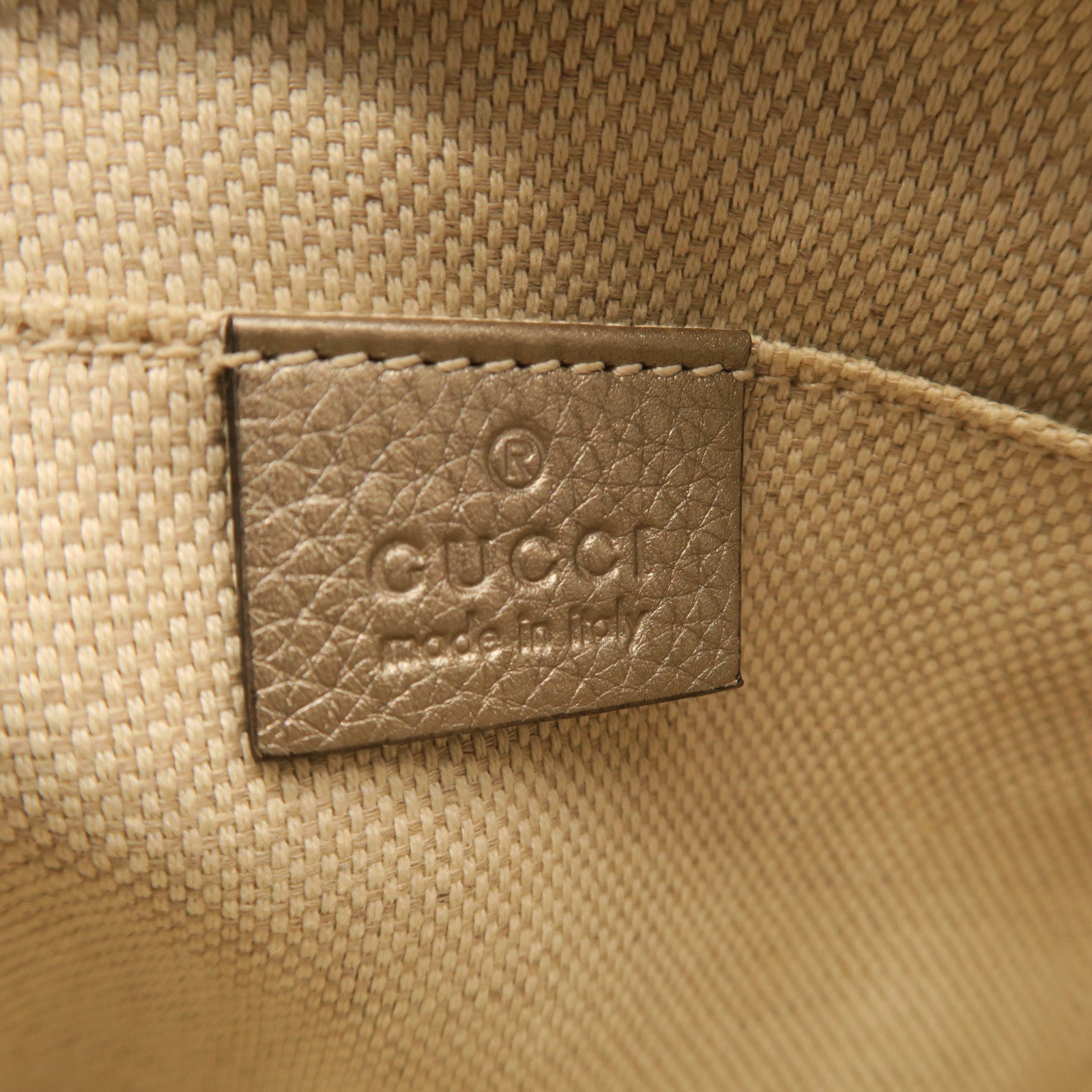 GUCCI 牛皮皮革Shoulder Bag金扣肩背袋金色
